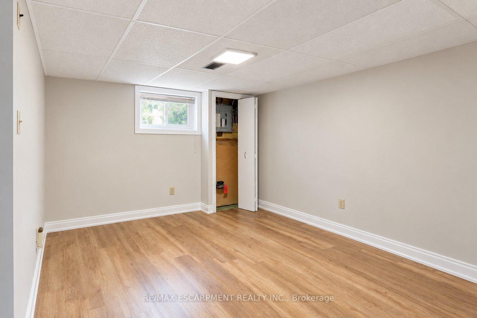 Photo 32 of 269 Queensdale Avenue E, Hamilton, Inch Park — HOMEH