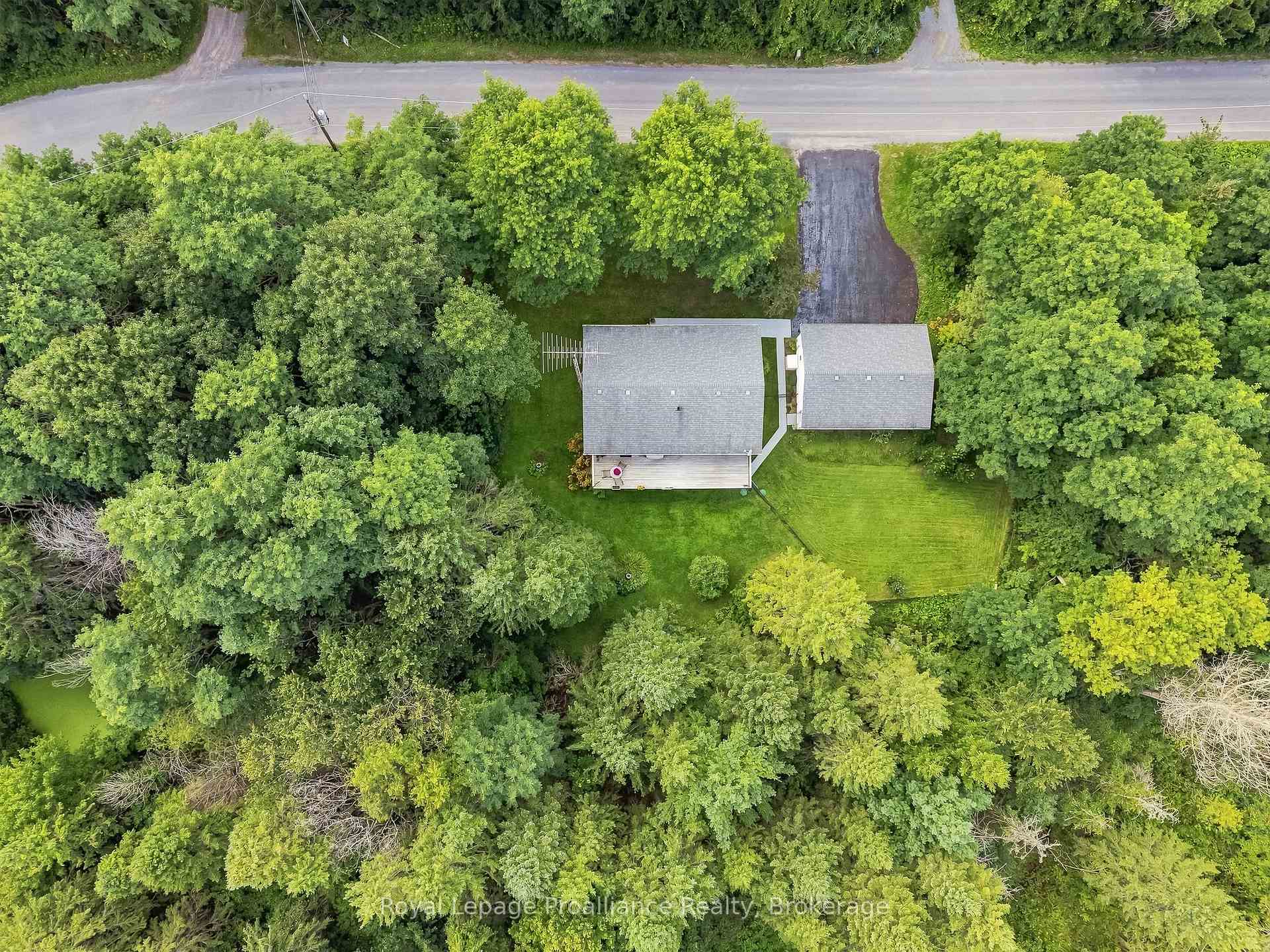 Photo 2 of 1528 Pinewood School Road, Brighton, Rural Brighton — HOMEH