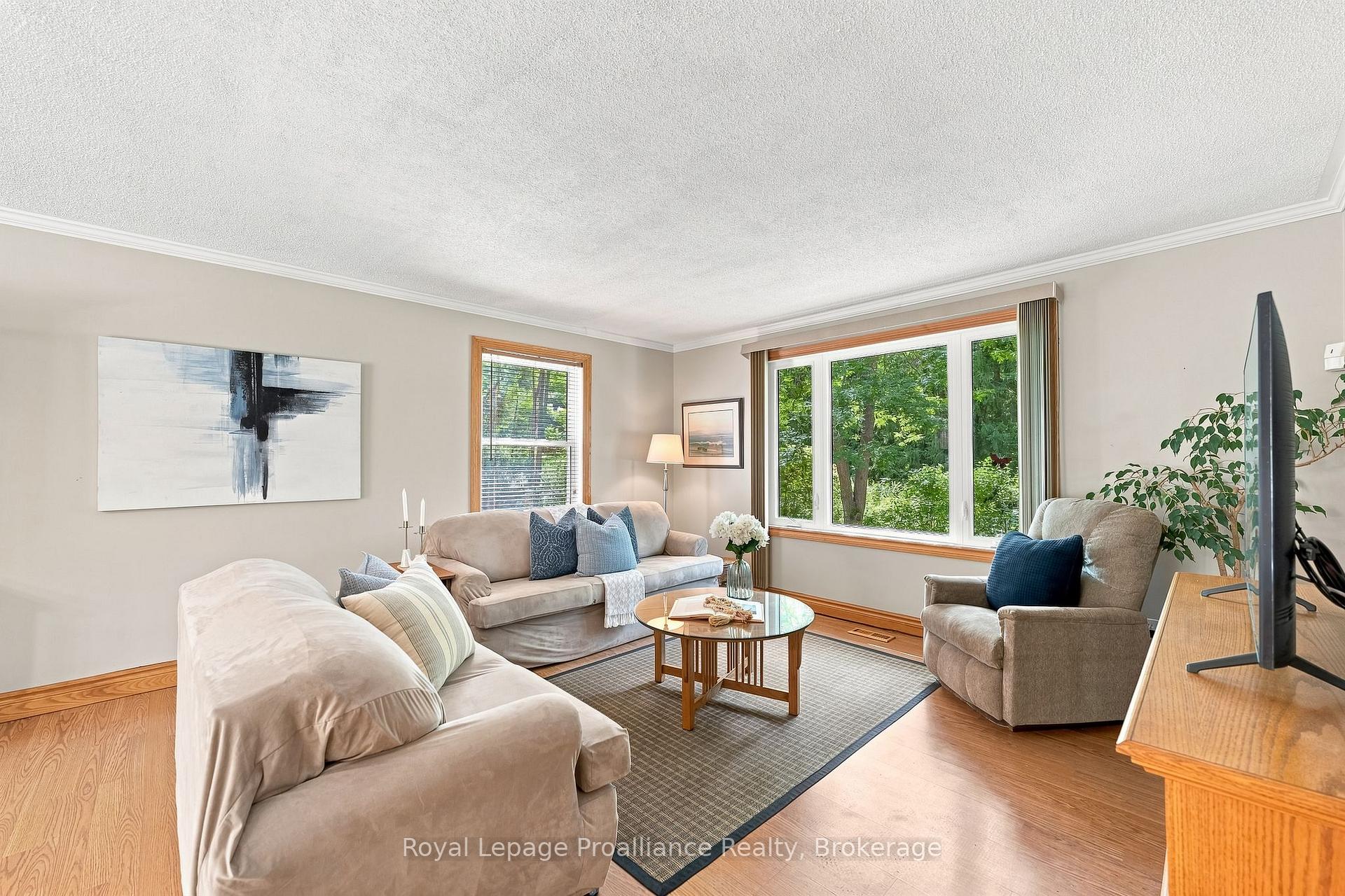 Photo 7 of 1528 Pinewood School Road, Brighton, Rural Brighton — HOMEH