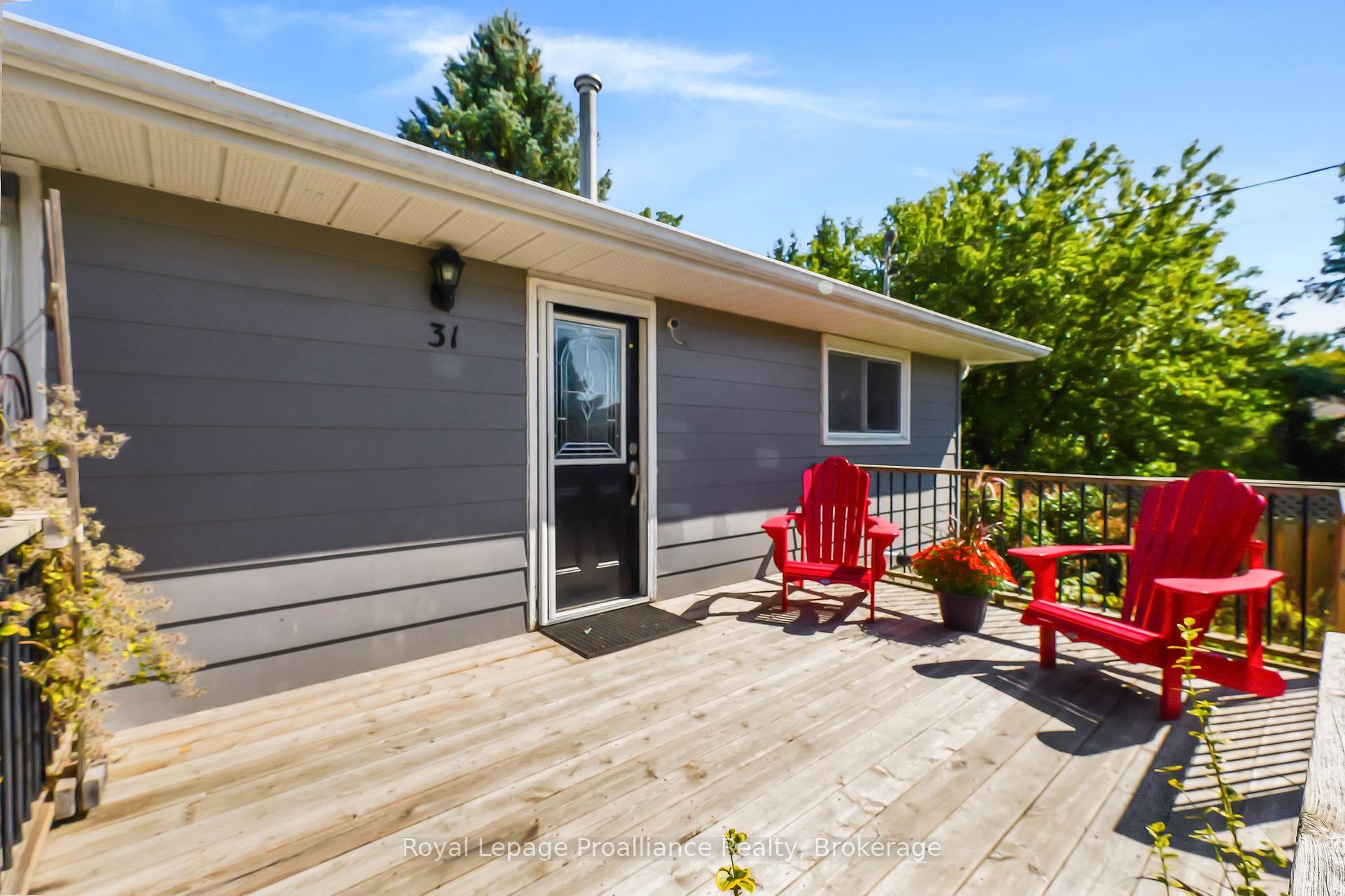 Photo 2 of 31 Perry Avenue, Brighton — HOMEH