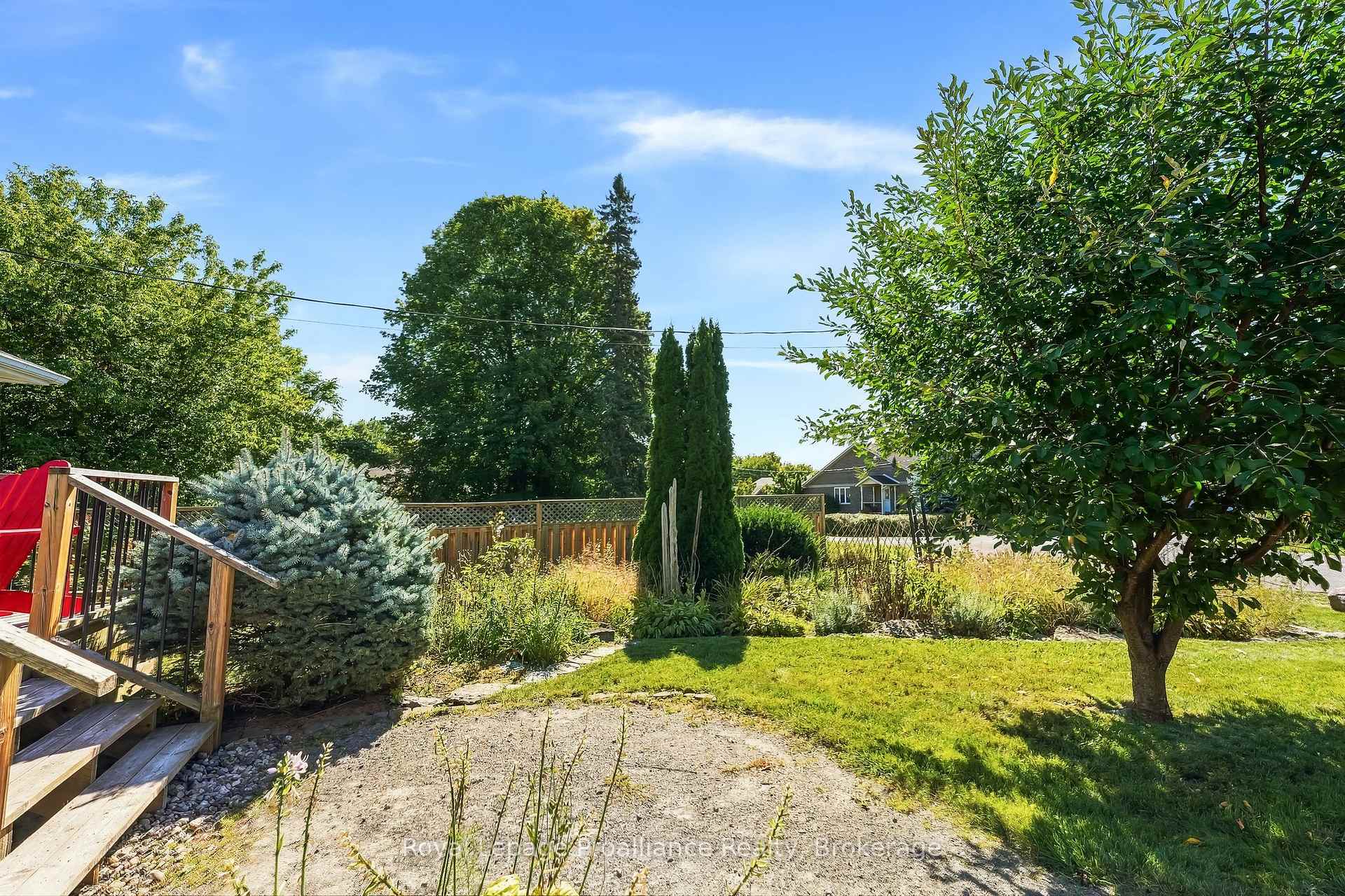 Photo 3 of 31 Perry Avenue, Brighton — HOMEH