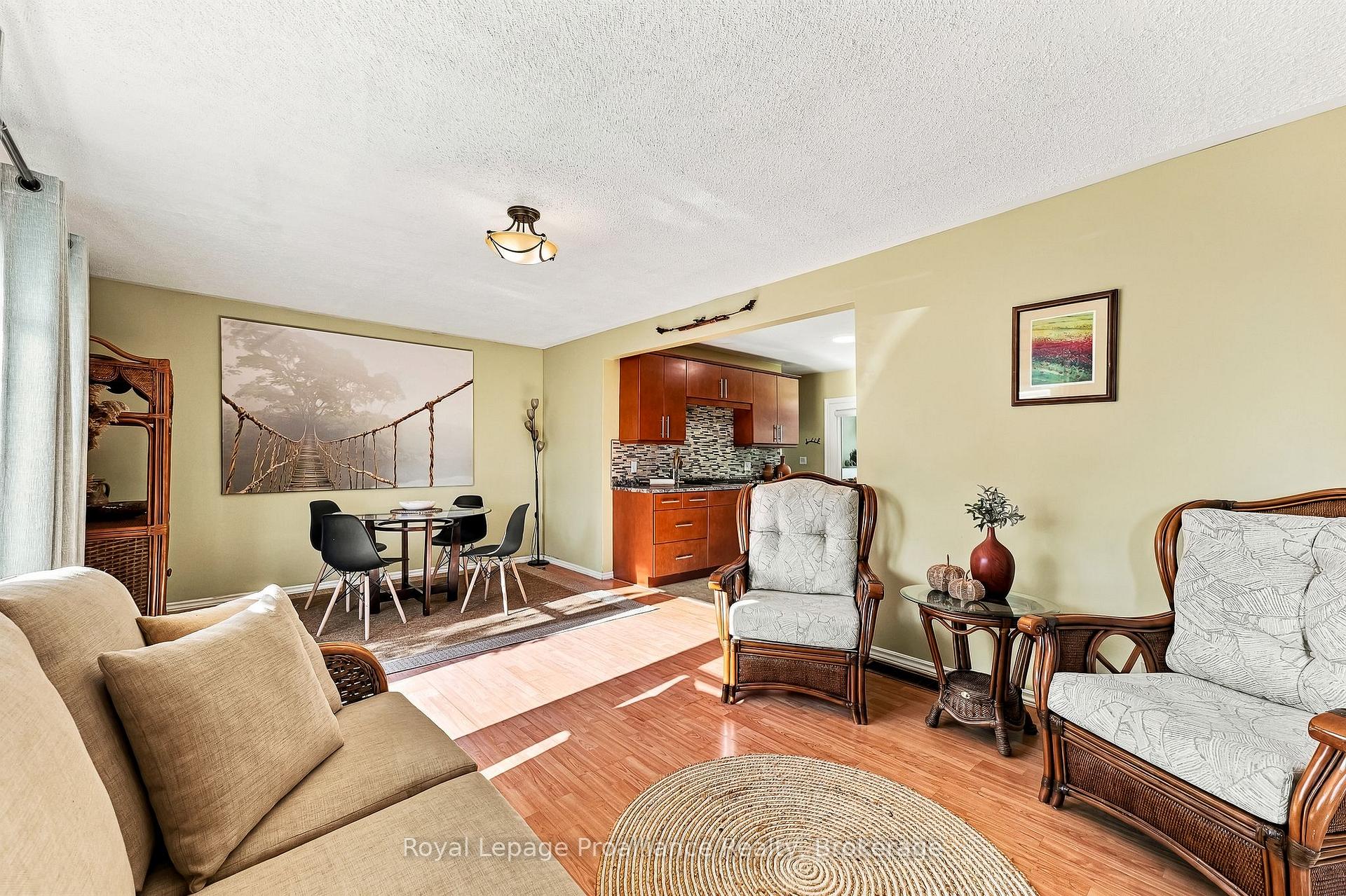 Photo 9 of 31 Perry Avenue, Brighton — HOMEH