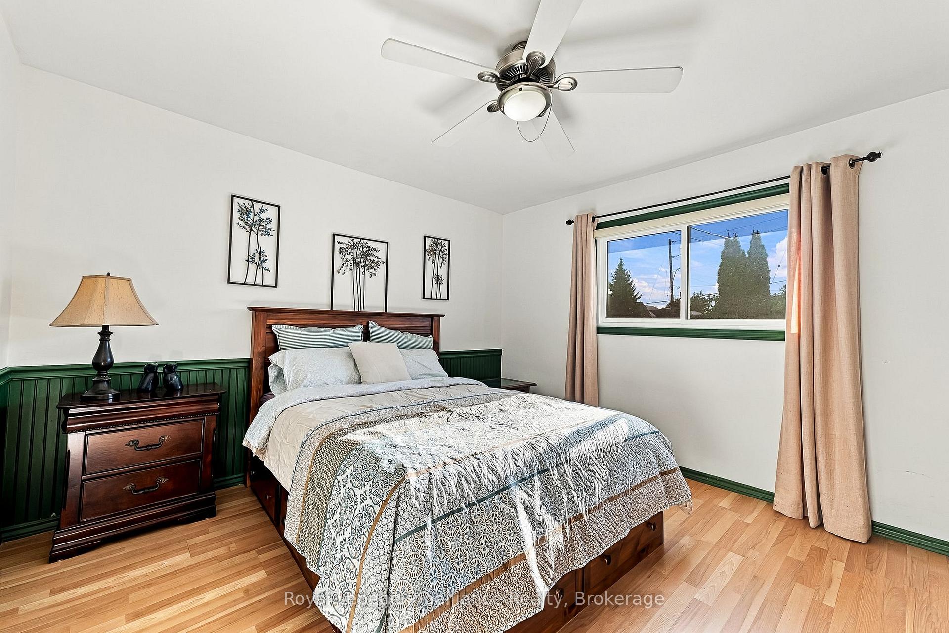 Photo 20 of 31 Perry Avenue, Brighton — HOMEH