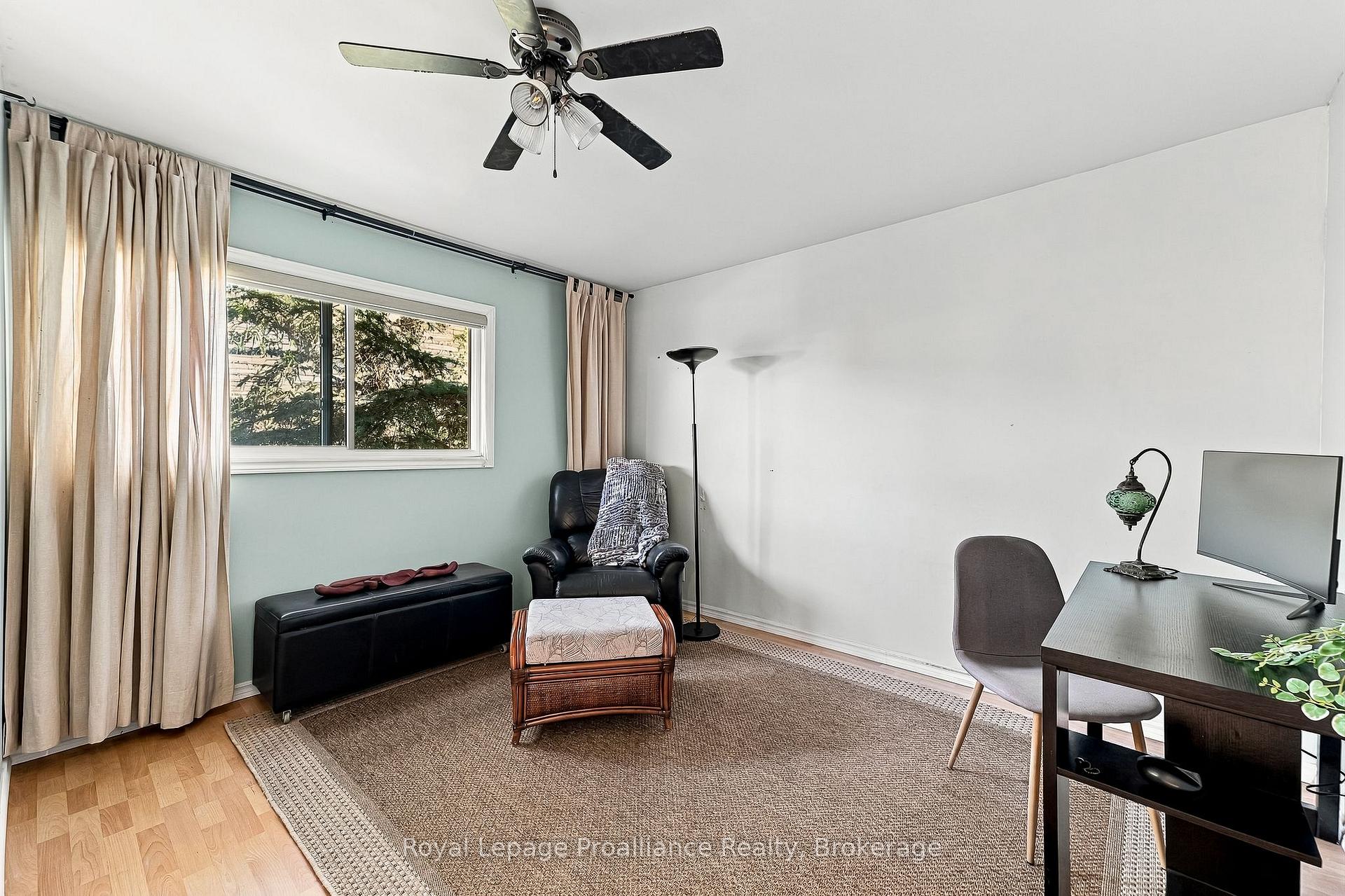 Photo 21 of 31 Perry Avenue, Brighton — HOMEH