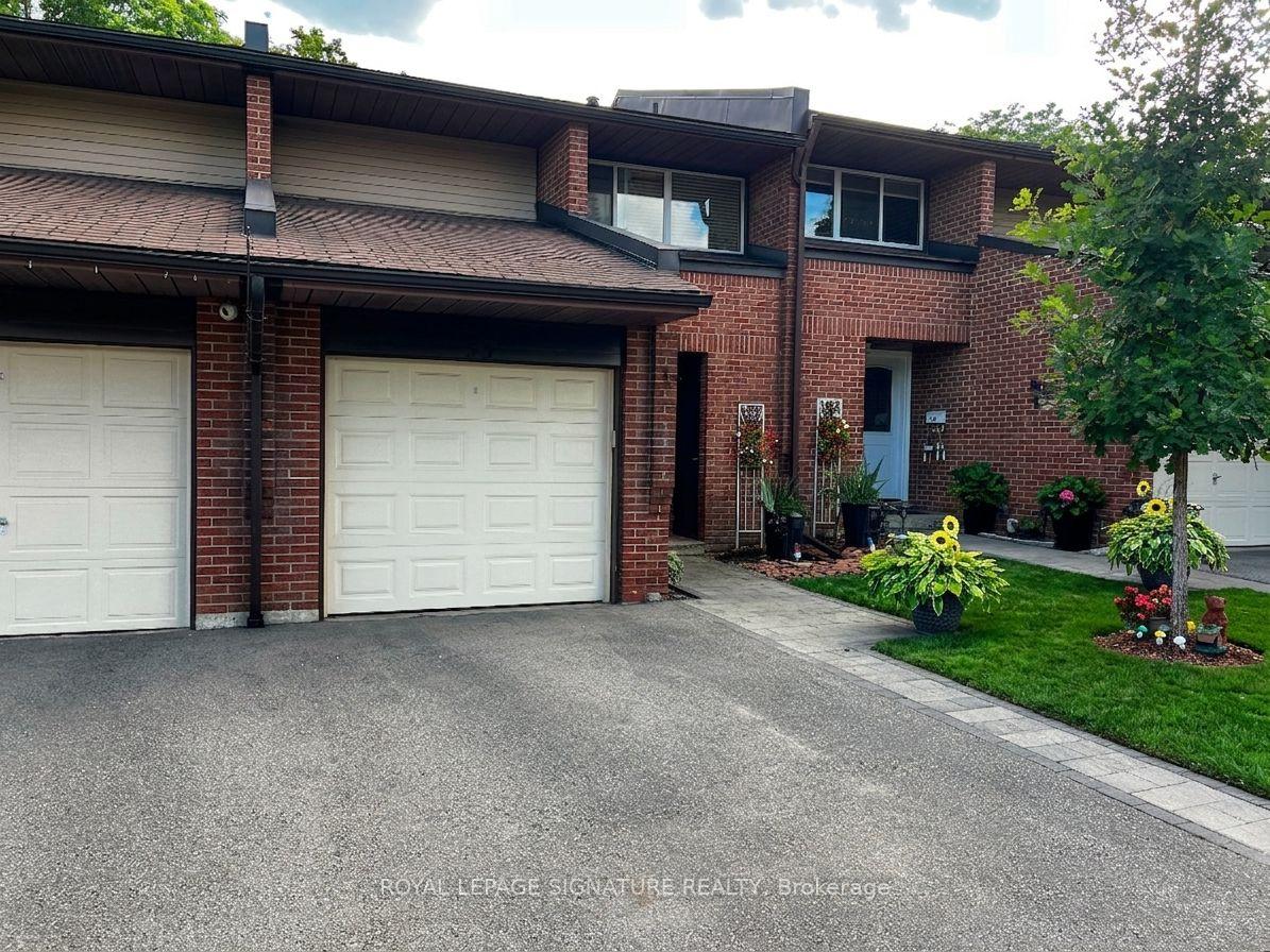 Photo 3 of Unit 33, 2301 Derry Road W, Mississauga, Meadowvale — HOMEH
