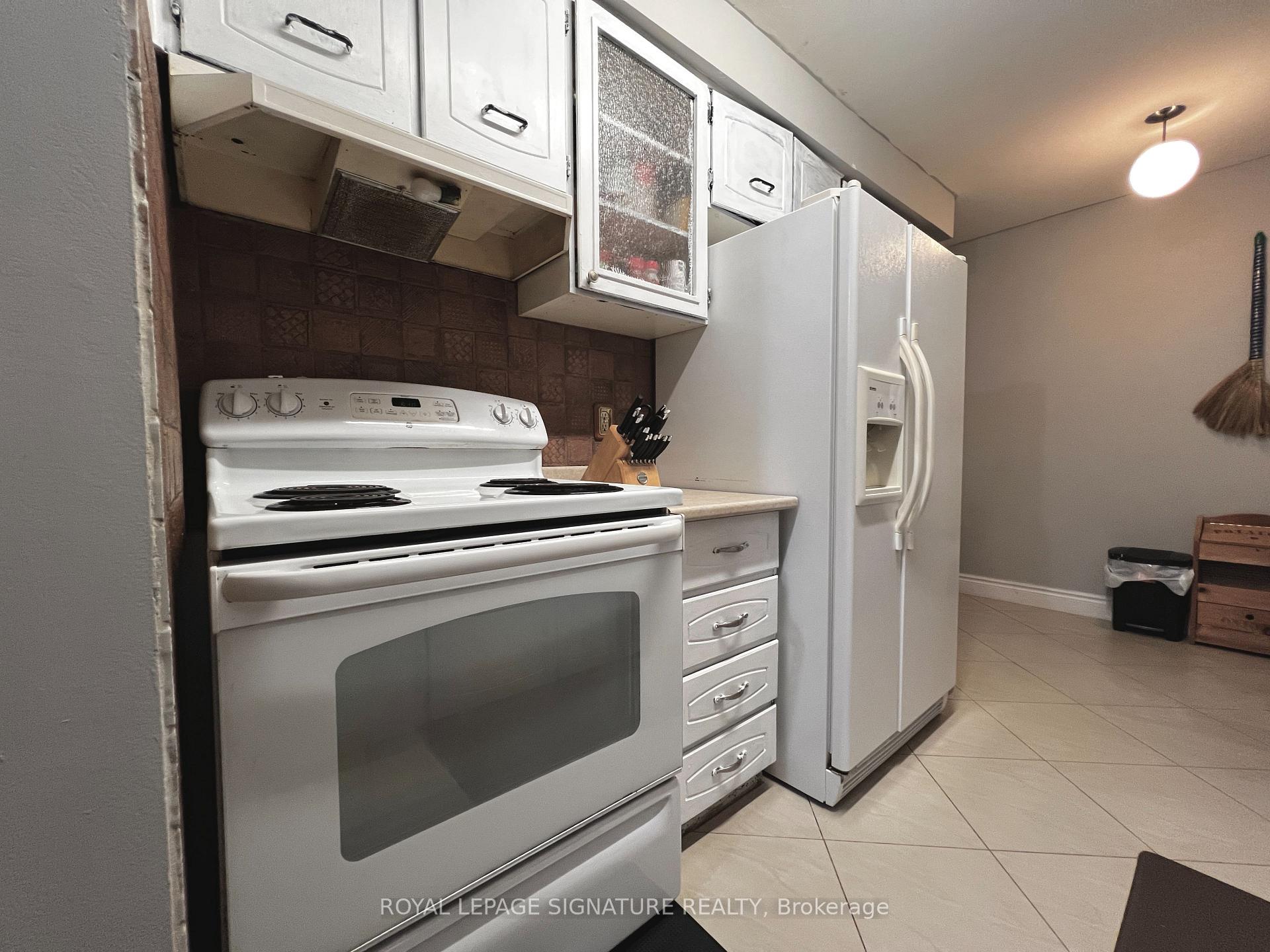 Photo 10 of Unit 33, 2301 Derry Road W, Mississauga, Meadowvale — HOMEH