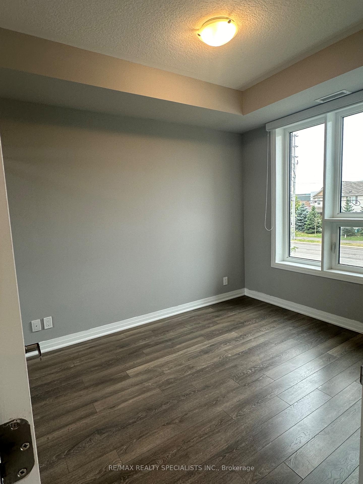 Photo 10 of Unit 213, 1105 Leger Way, Milton, Ford — HOMEH