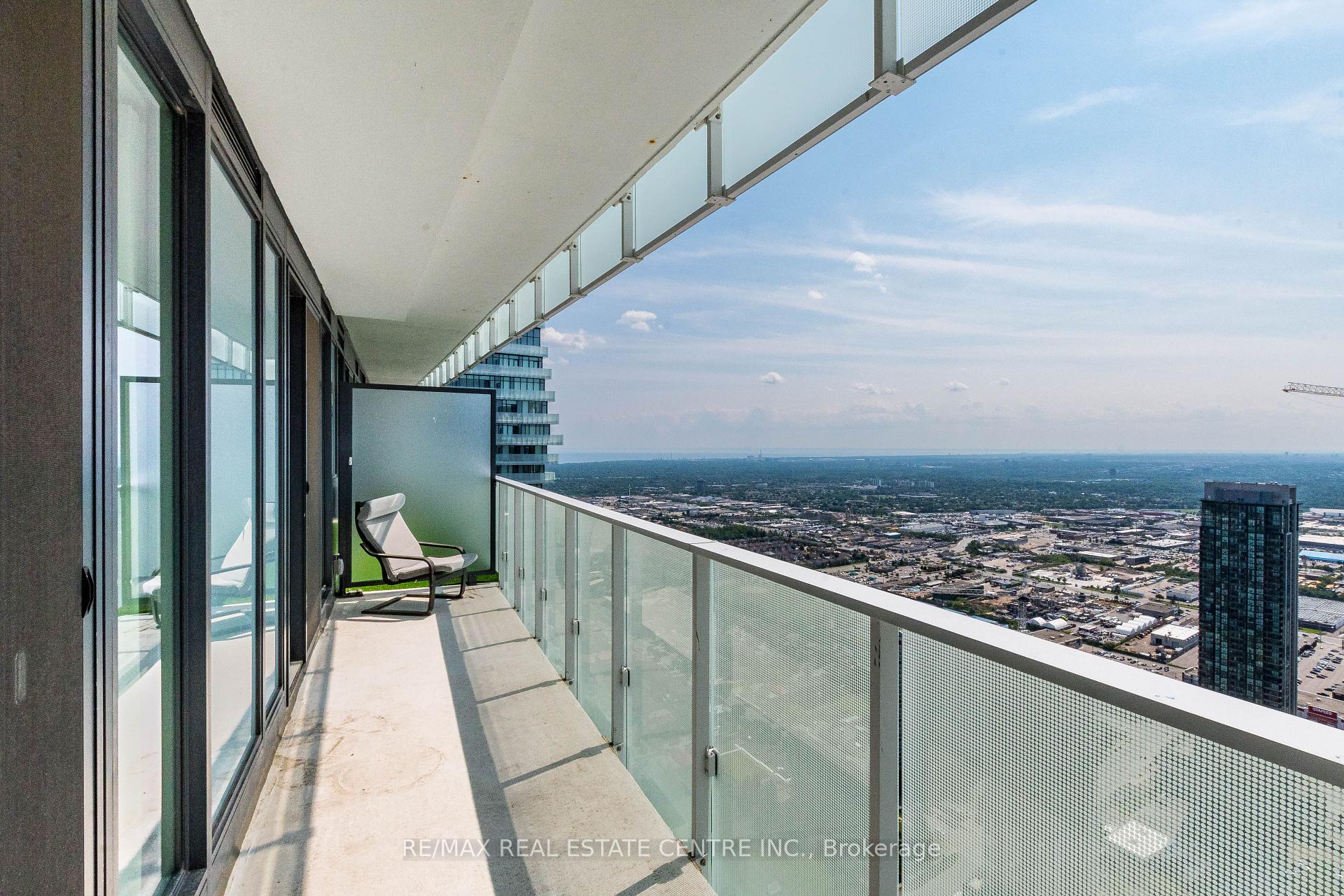 Photo 21 of Unit 5707, 3900 Confederation Parkway, Mississauga, City Centre — HOMEH