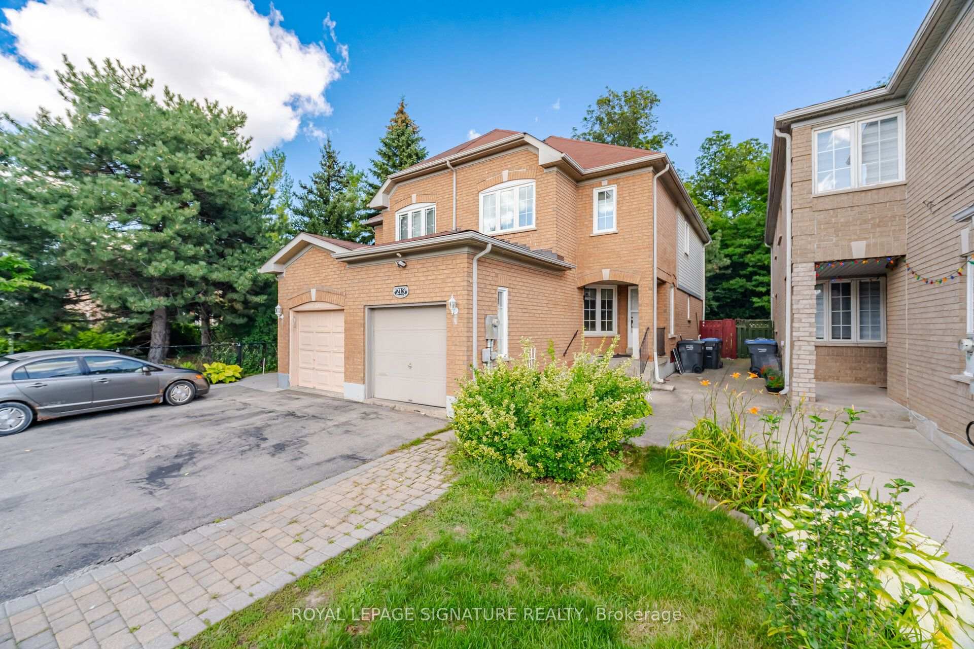 Photo 1 of 213 Fernforest Drive, Brampton, Sandringham-Wellington — HOMEH