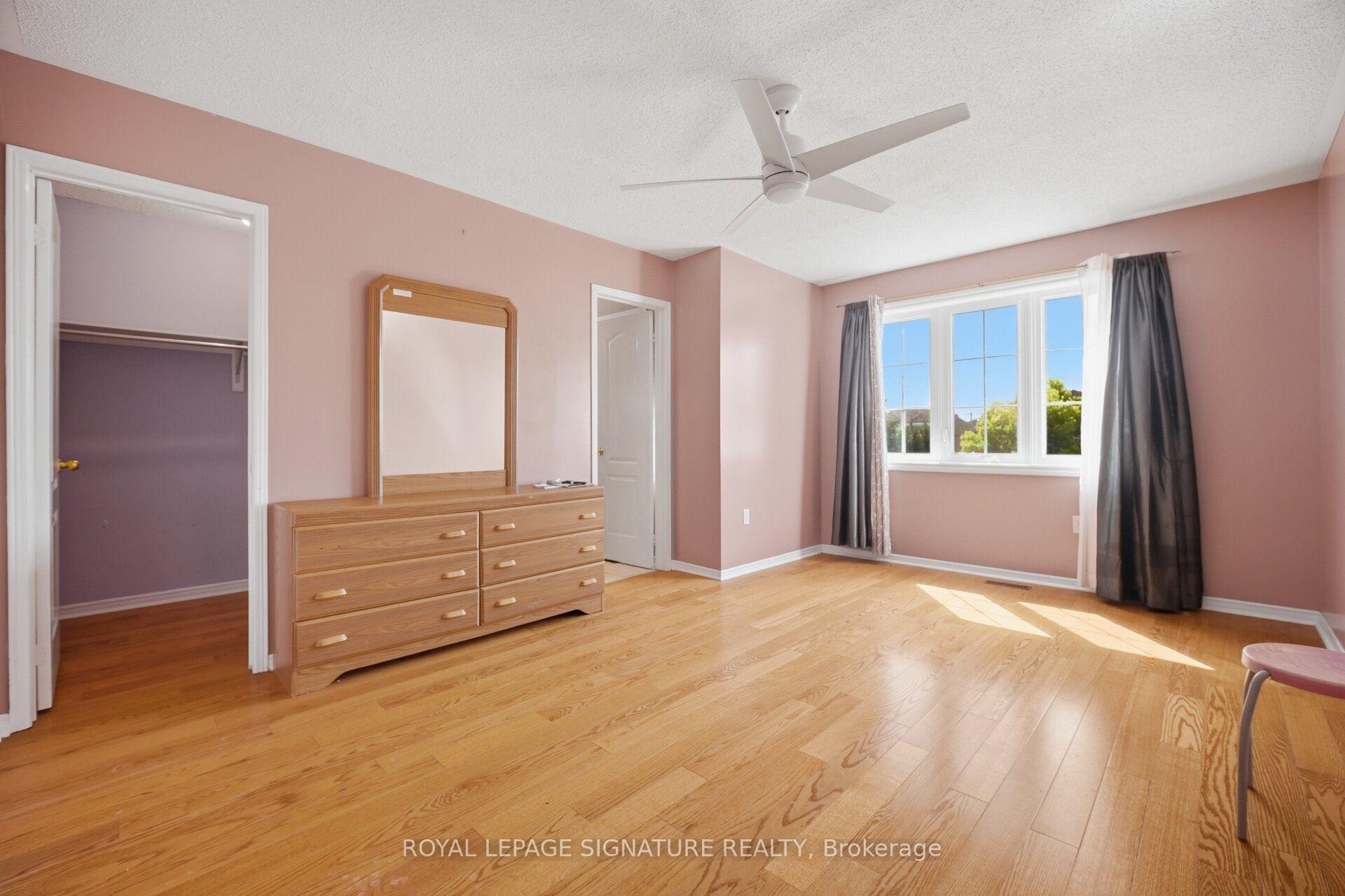 Photo 22 of 213 Fernforest Drive, Brampton, Sandringham-Wellington — HOMEH