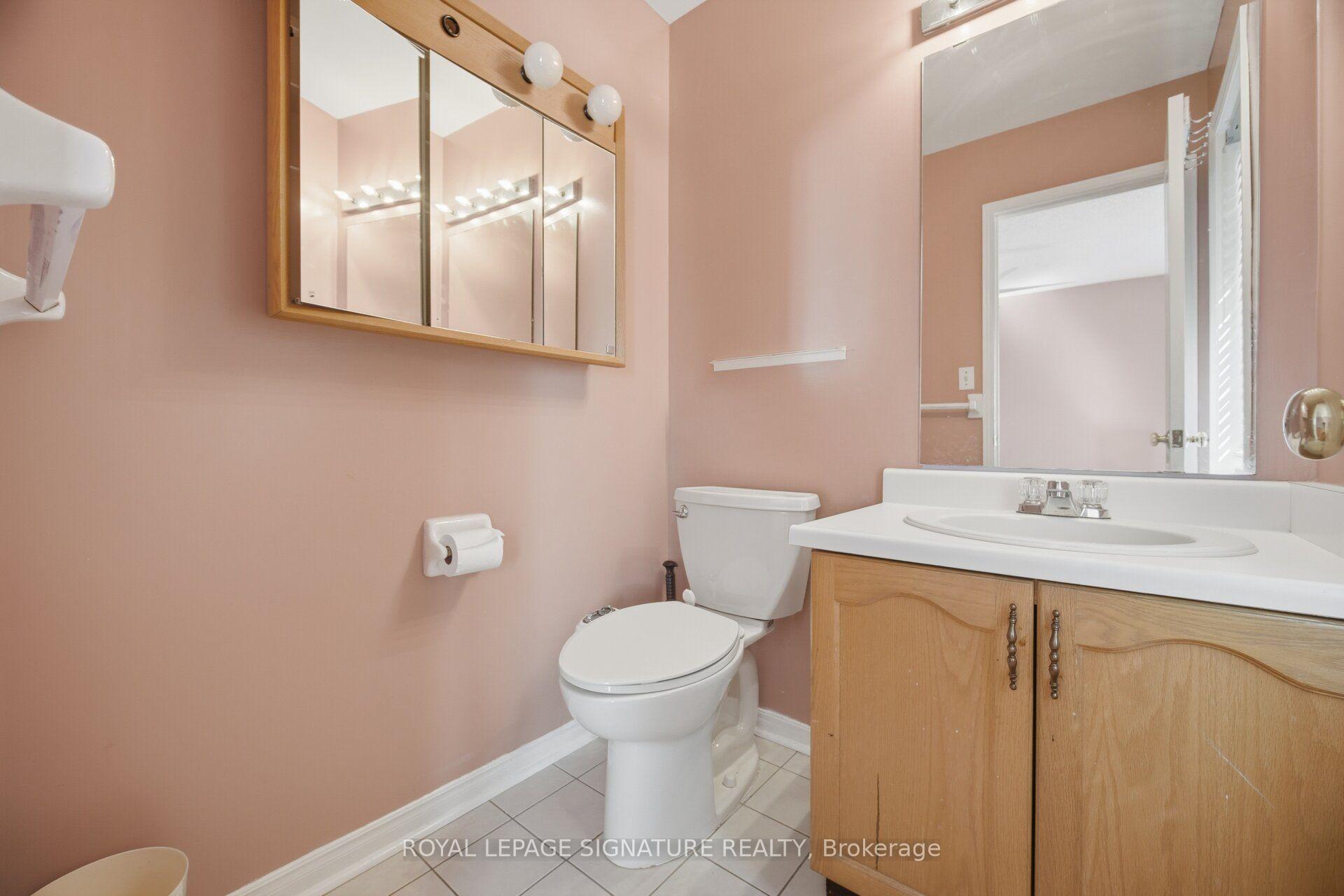 Photo 24 of 213 Fernforest Drive, Brampton, Sandringham-Wellington — HOMEH