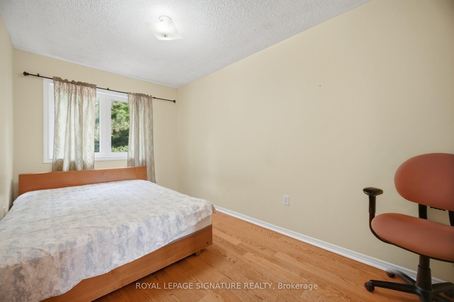Photo 27 of 213 Fernforest Drive, Brampton, Sandringham-Wellington — HOMEH