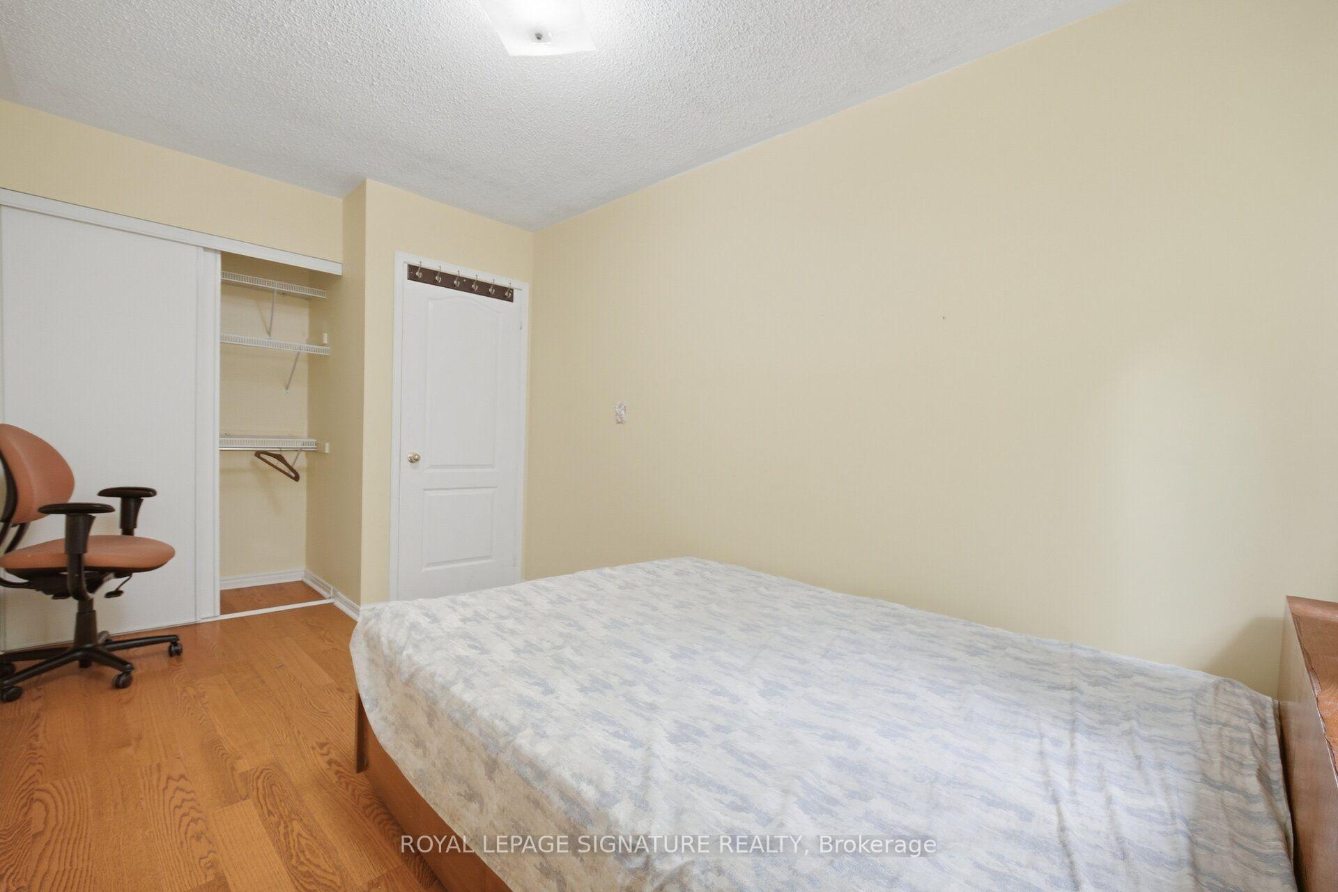 Photo 28 of 213 Fernforest Drive, Brampton, Sandringham-Wellington — HOMEH