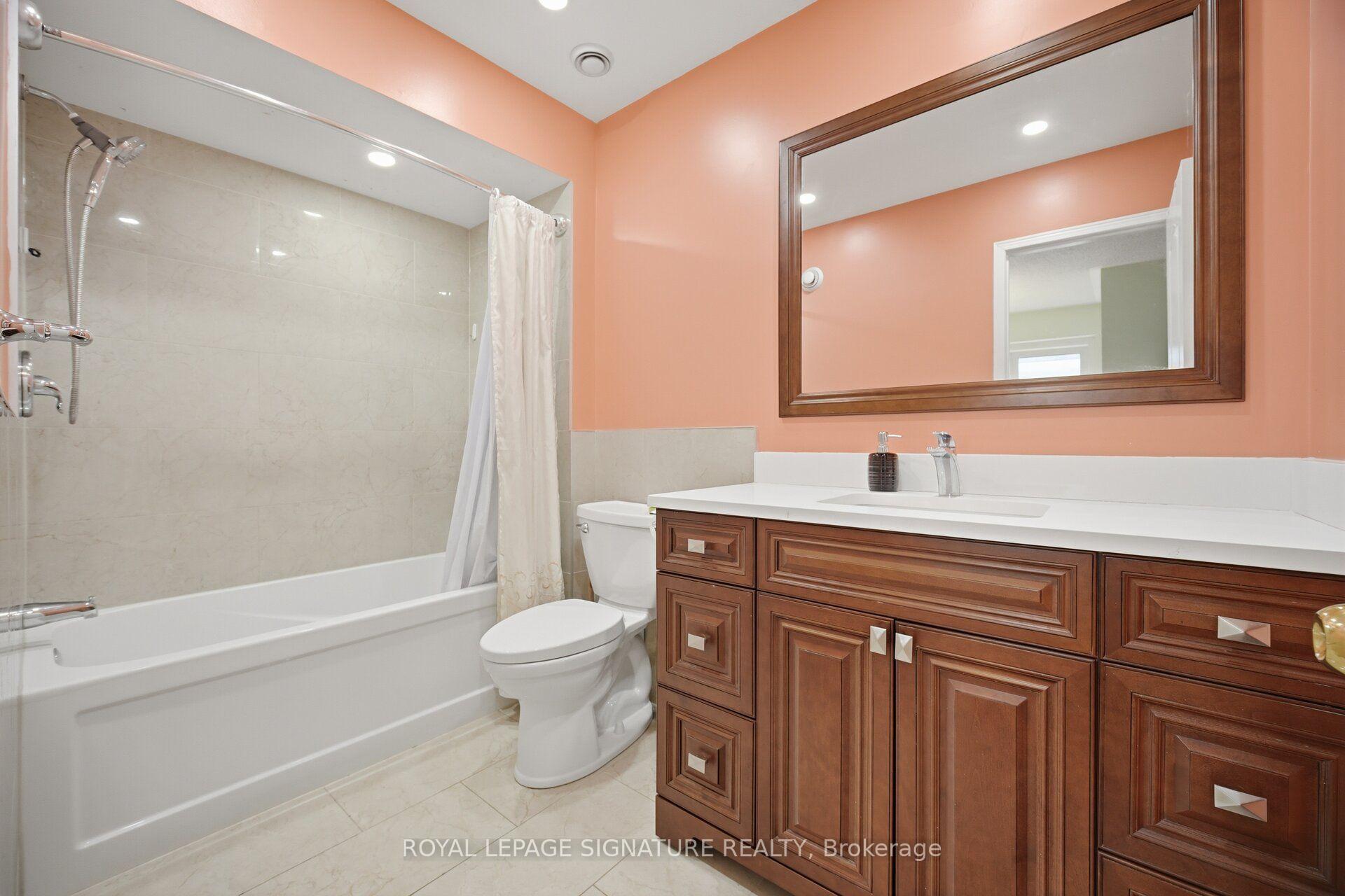 Photo 29 of 213 Fernforest Drive, Brampton, Sandringham-Wellington — HOMEH