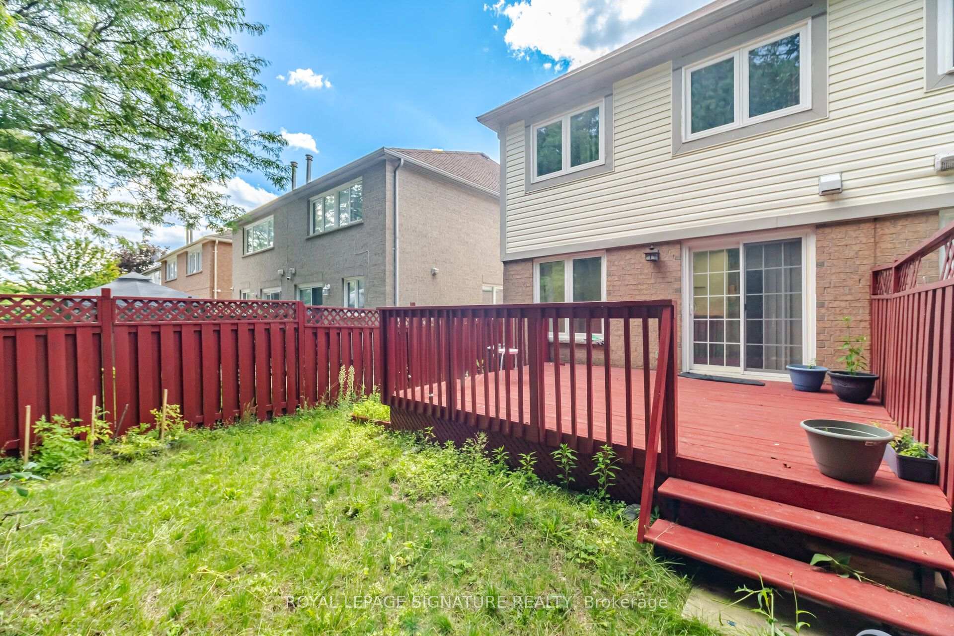 Photo 38 of 213 Fernforest Drive, Brampton, Sandringham-Wellington — HOMEH