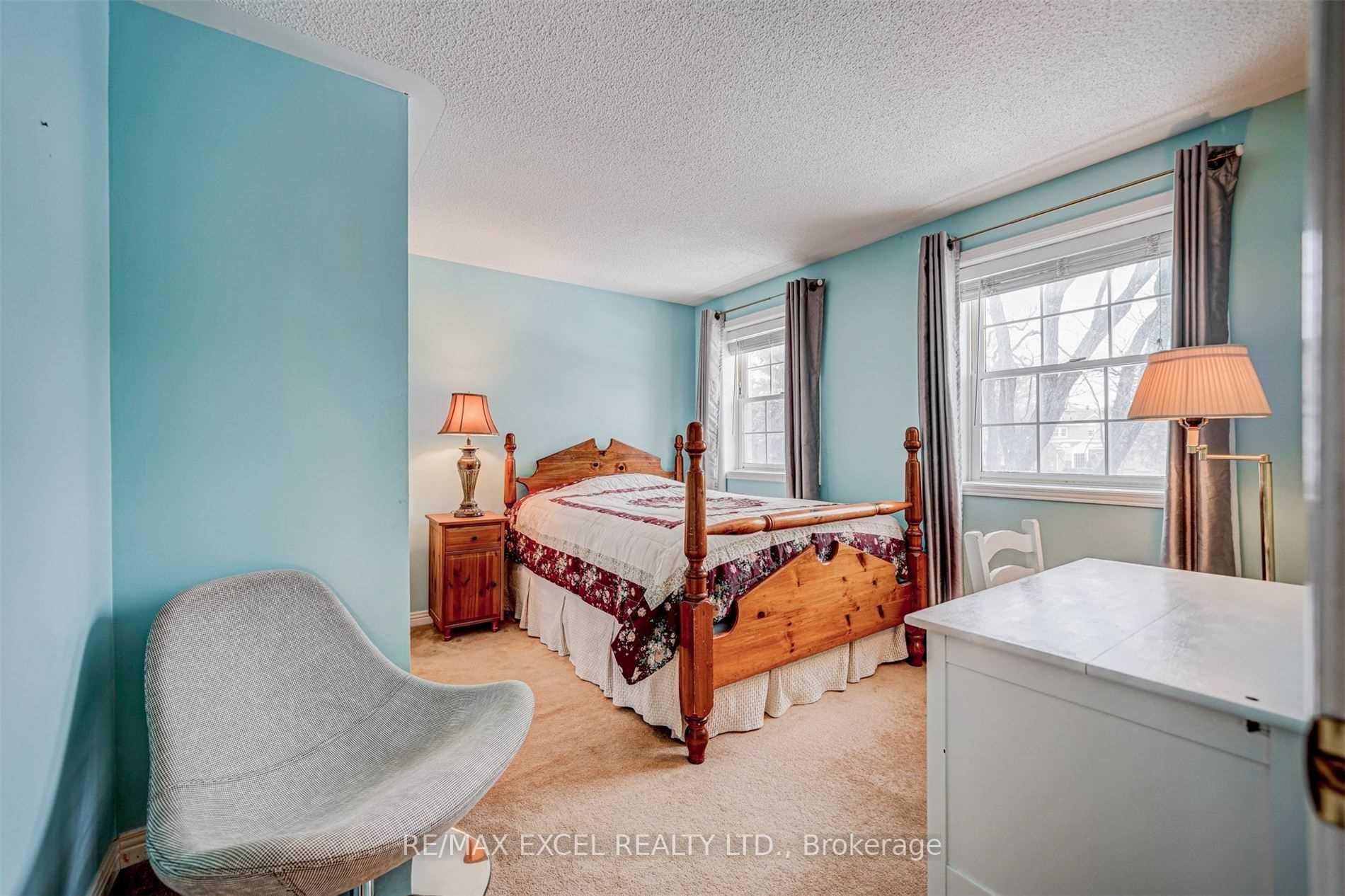 Photo 20 of 36 Hedgewood Drive, Markham, Unionville — HOMEH