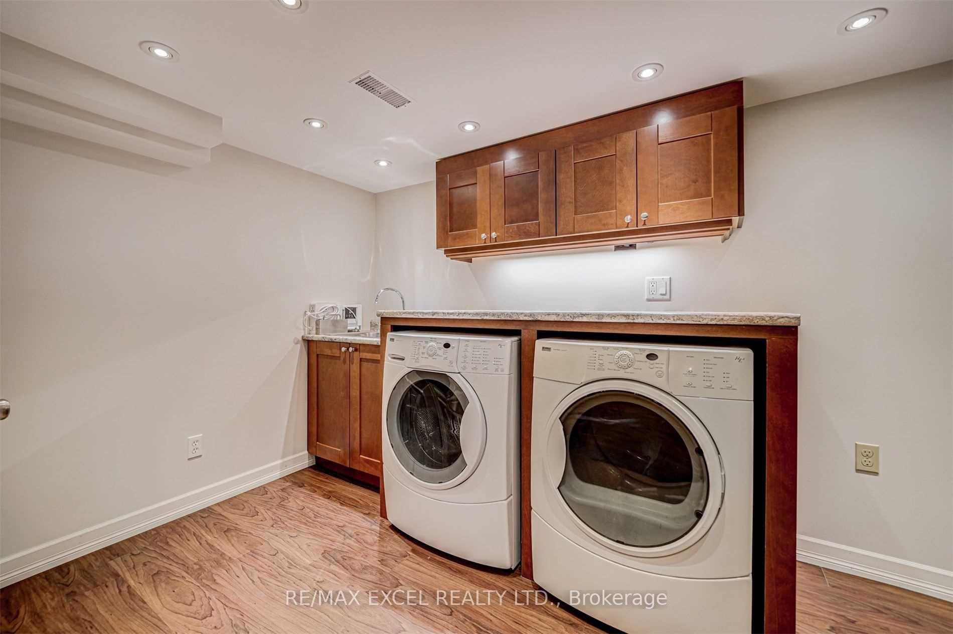 Photo 28 of 36 Hedgewood Drive, Markham, Unionville — HOMEH