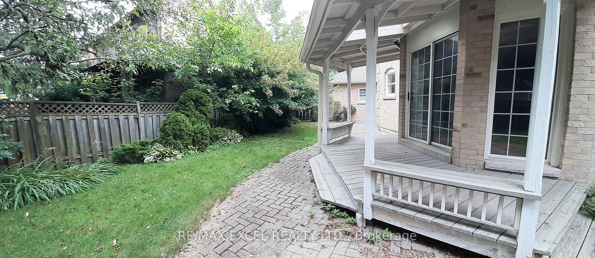 Photo 33 of 36 Hedgewood Drive, Markham, Unionville — HOMEH