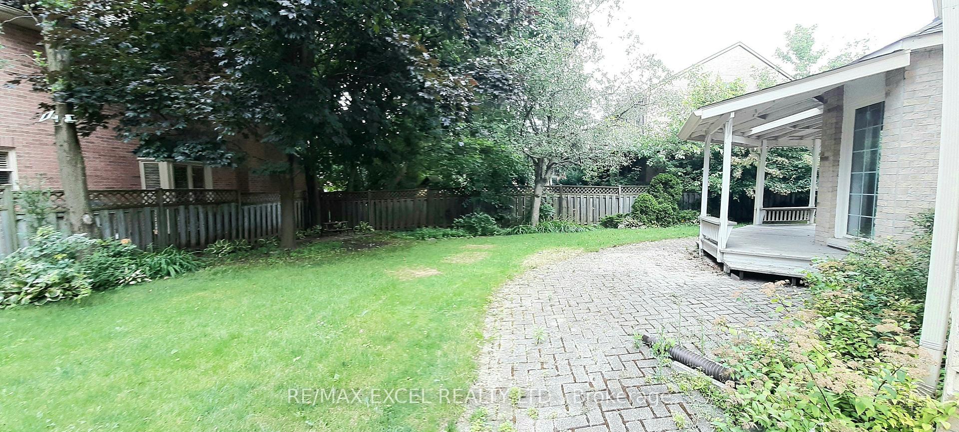 Photo 34 of 36 Hedgewood Drive, Markham, Unionville — HOMEH