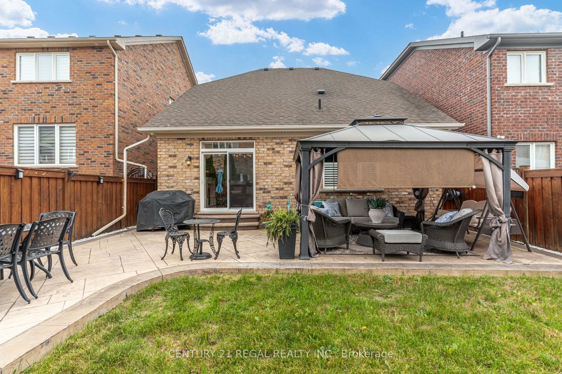 Photo 12 of 66 McEchearn Crescent, Caledon, Rural Caledon — HOMEH