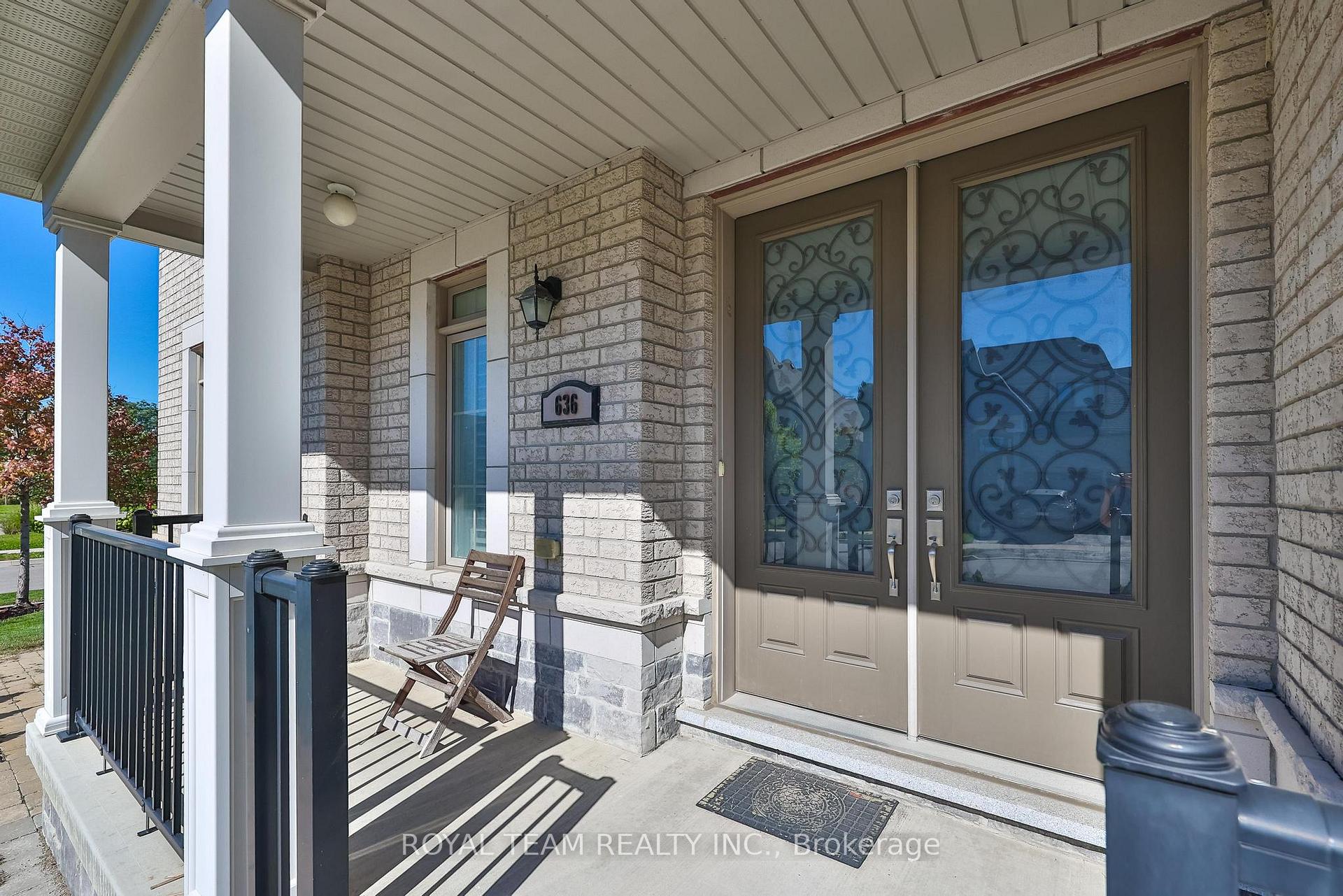 Photo 5 of 636 Mcgregor Farm Trail, Newmarket, Glenway Estates — HOMEH