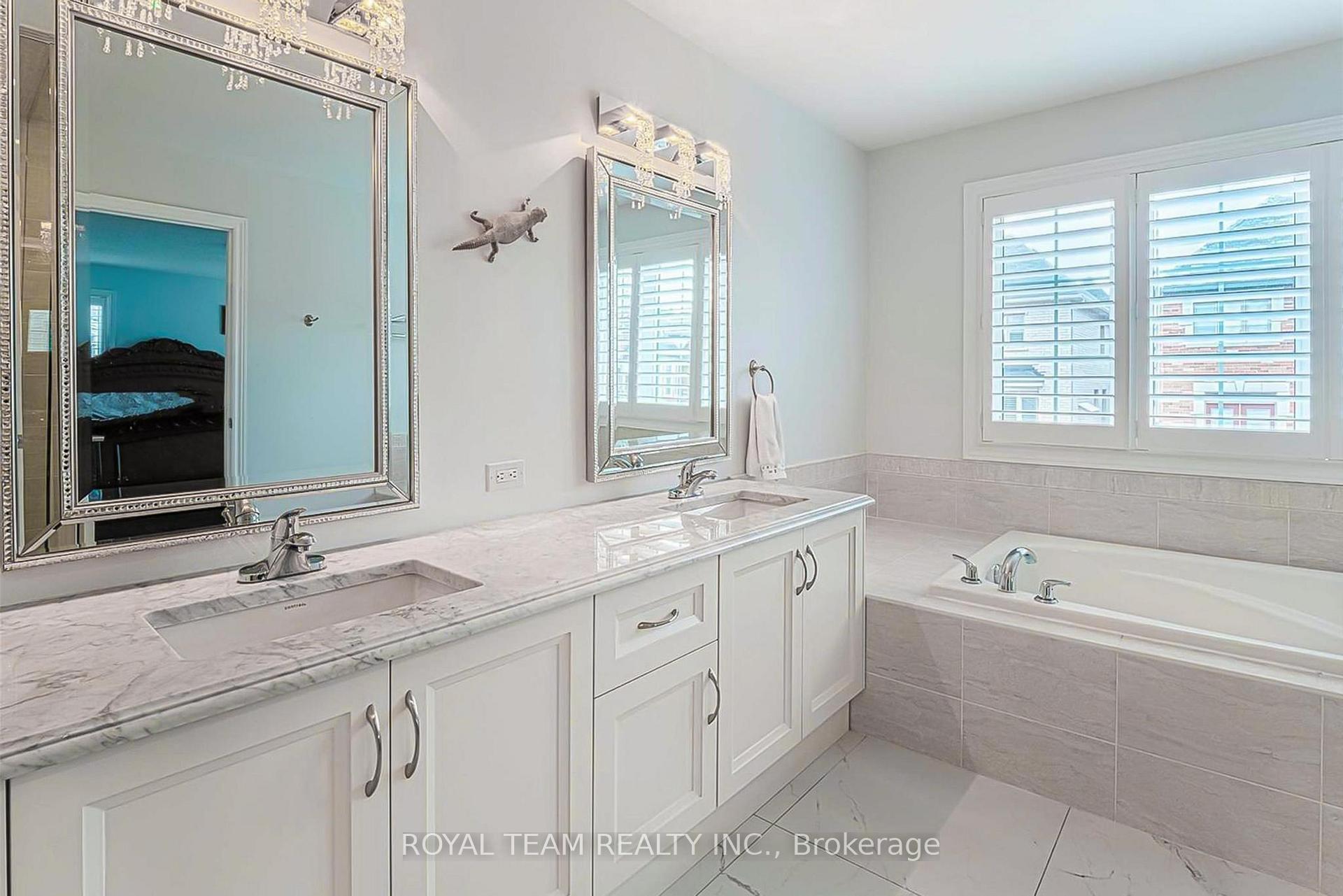Photo 30 of 636 Mcgregor Farm Trail, Newmarket, Glenway Estates — HOMEH