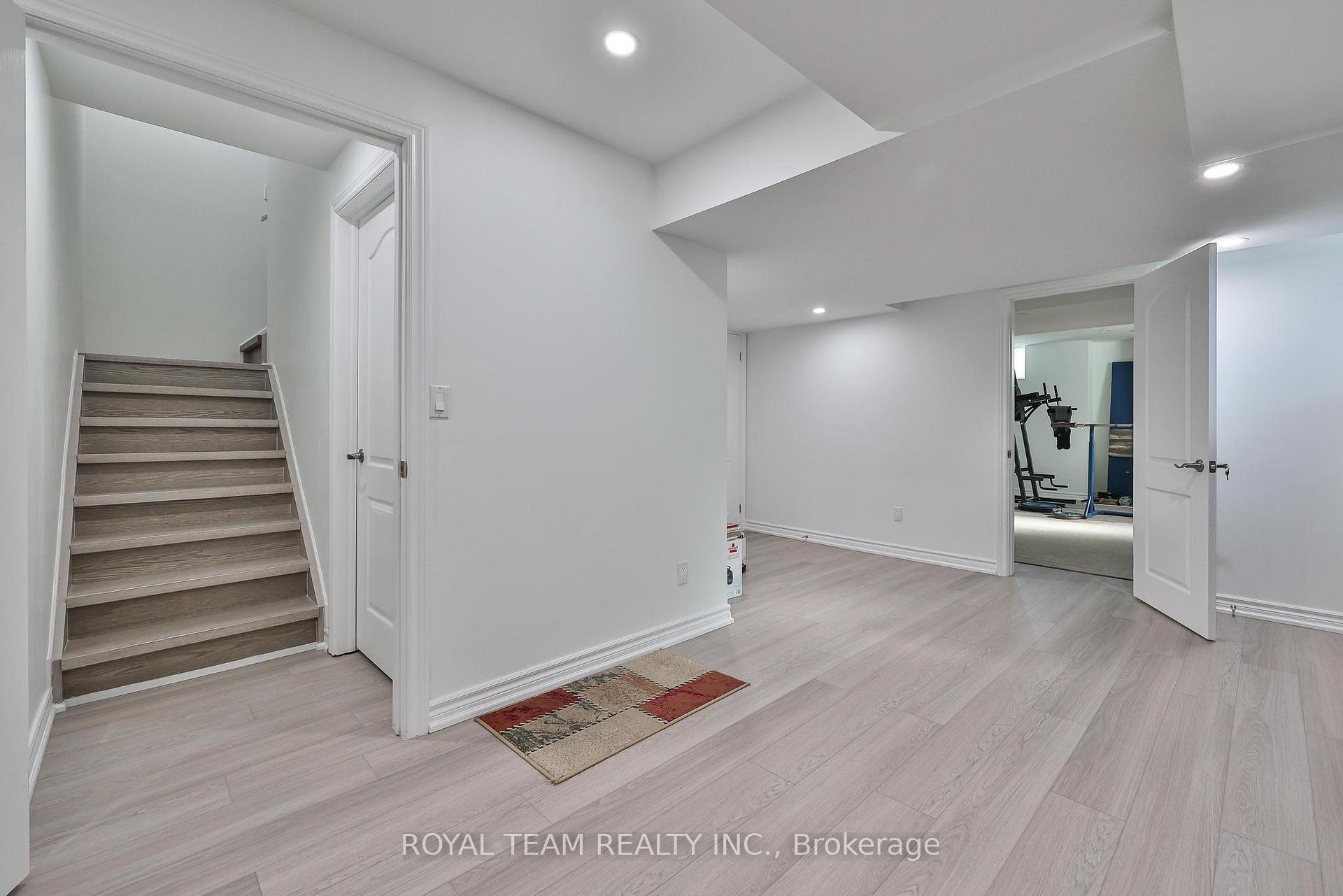 Photo 43 of 636 Mcgregor Farm Trail, Newmarket, Glenway Estates — HOMEH