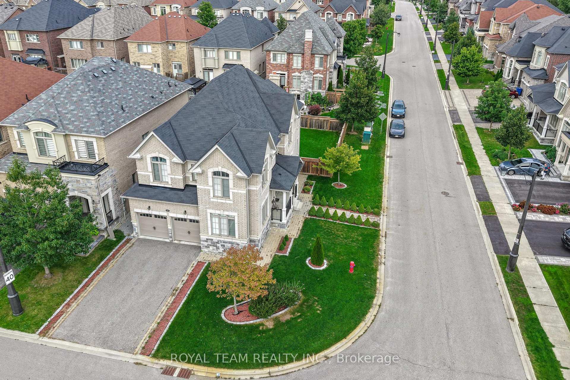Photo 52 of 636 Mcgregor Farm Trail, Newmarket, Glenway Estates — HOMEH
