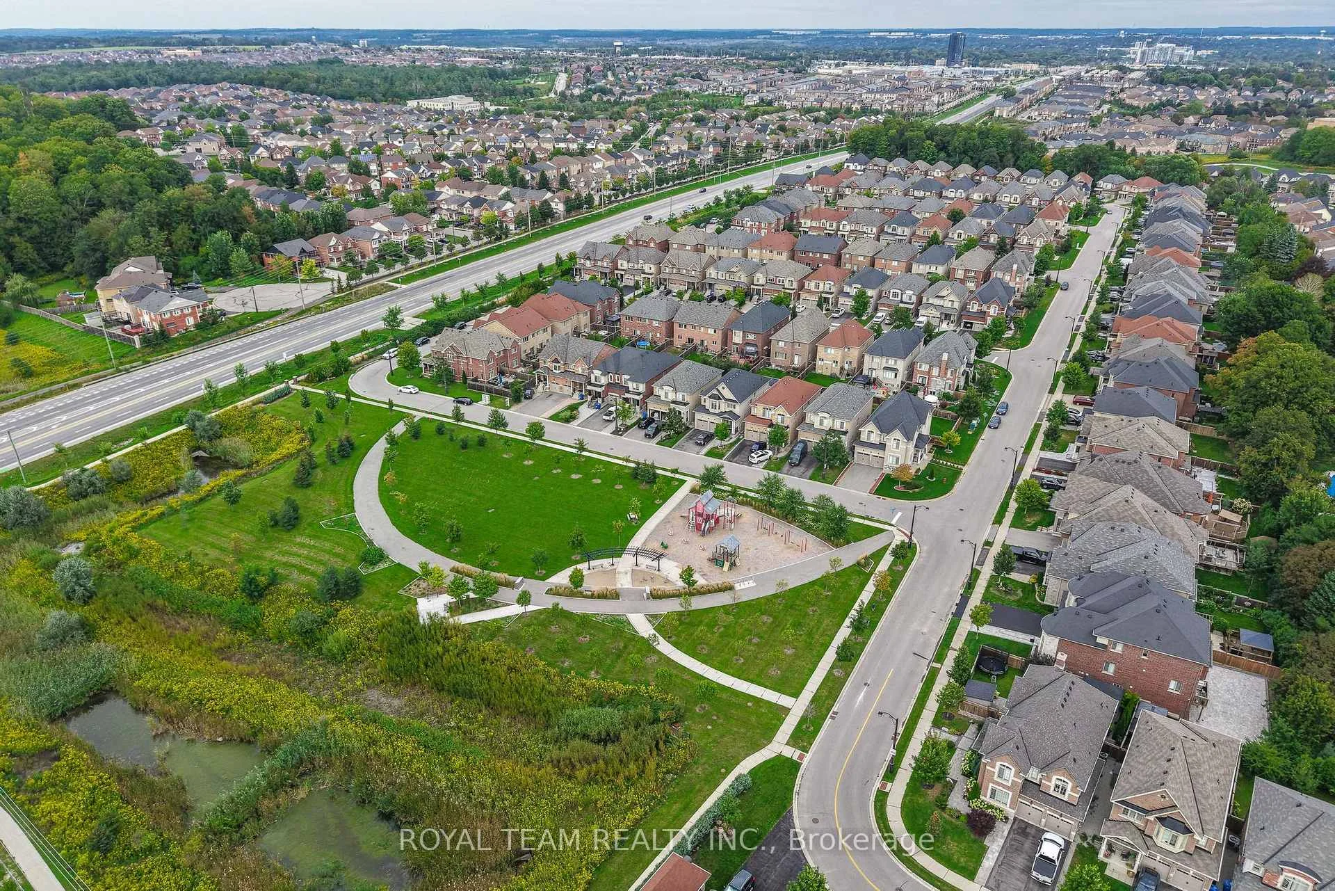 Photo 41 of 636 Mcgregor Farm Trail, Newmarket, Glenway Estates — HOMEH