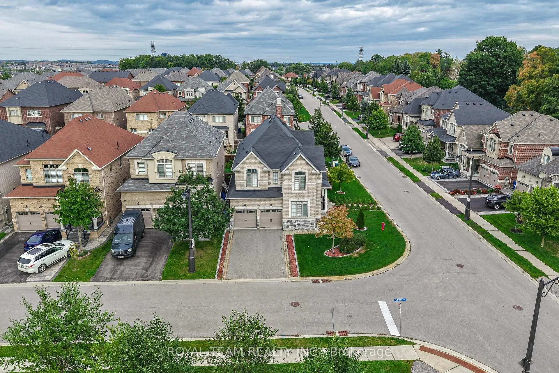 Photo 44 of 636 Mcgregor Farm Trail, Newmarket, Glenway Estates — HOMEH