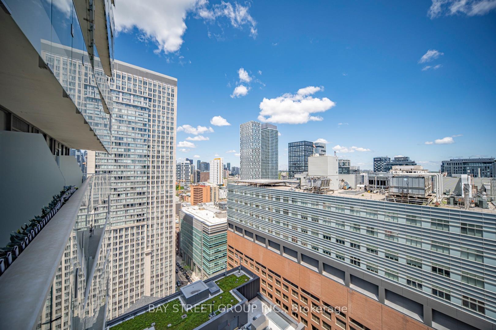 Photo of Unit 2204, 197 Yonge Street