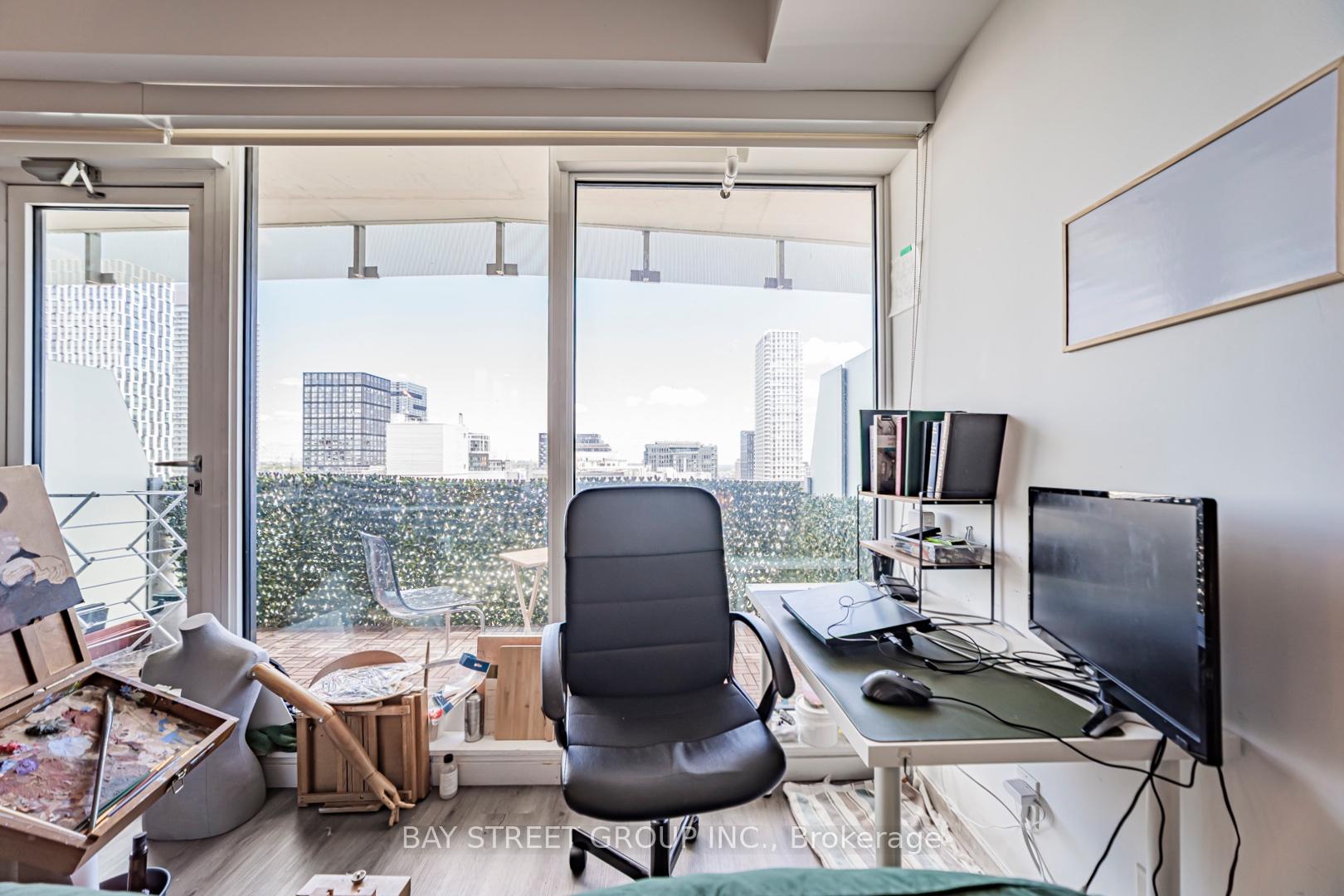 Photo 8 of Unit 2204, 197 Yonge Street, Toronto, Church-Yonge Corridor — HOMEH
