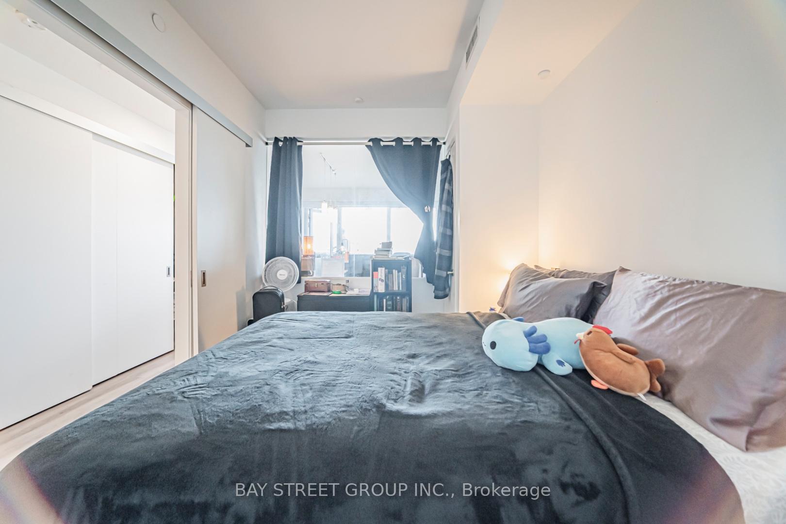 Photo 11 of Unit 2204, 197 Yonge Street, Toronto, Church-Yonge Corridor — HOMEH