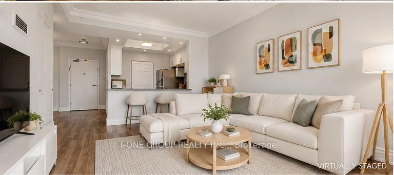 Photo 12 of Unit Ph6, 22 Clarissa Drive, Richmond Hill, Harding — HOMEH