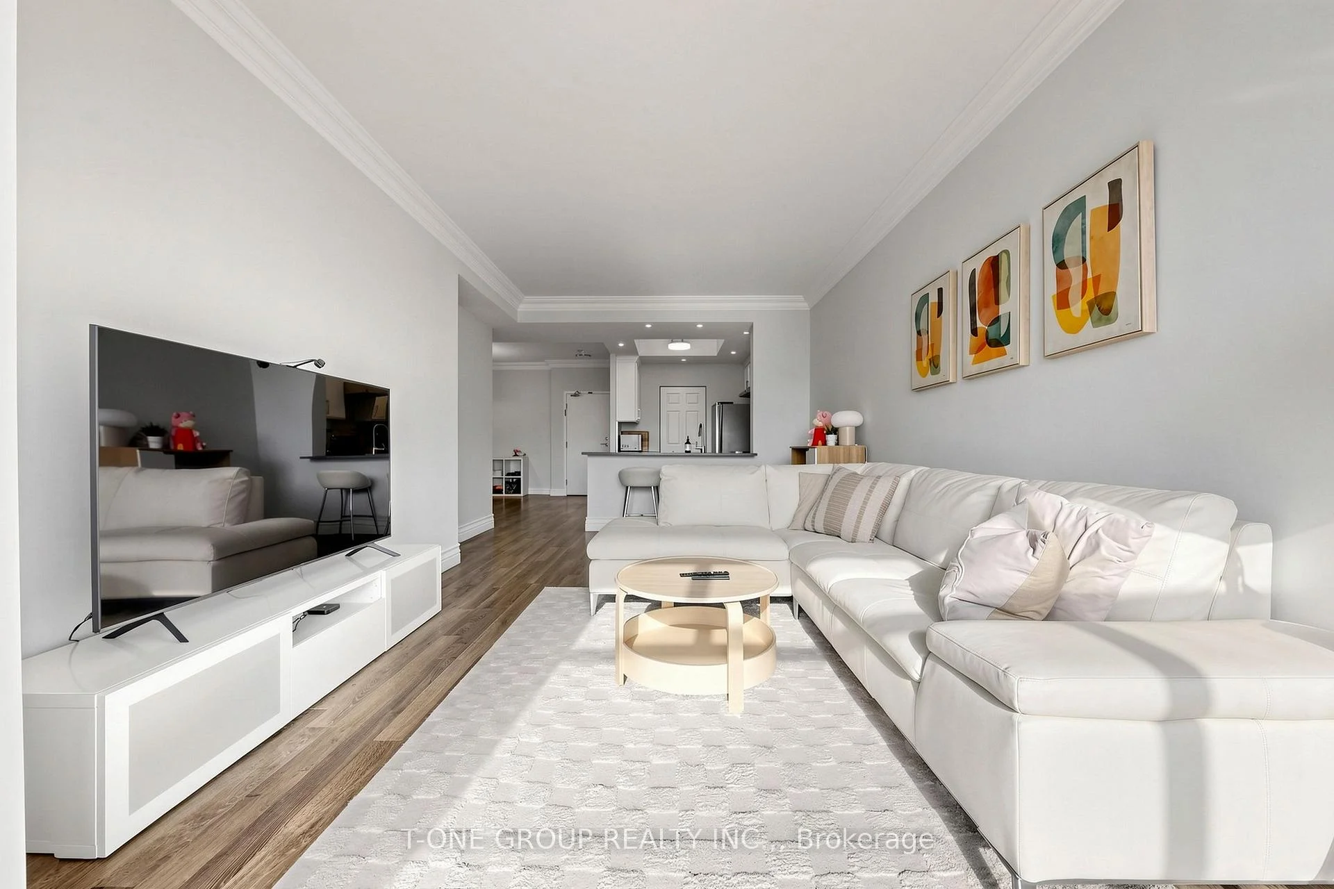 Photo 7 of Unit Ph6, 22 Clarissa Drive, Richmond Hill, Harding — HOMEH