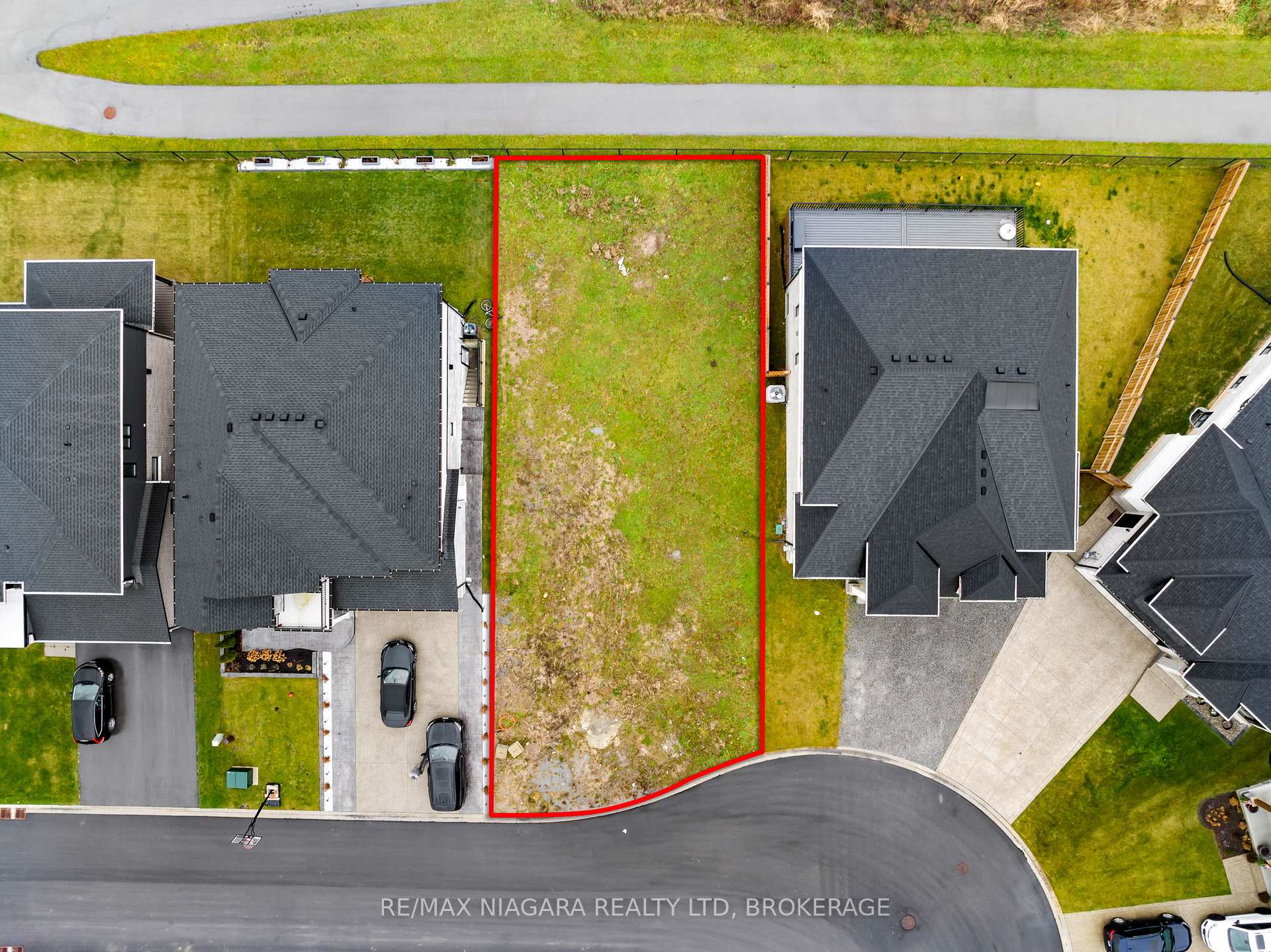 Photo 1 of 7521 Sherrilee Crescent, Niagara Falls, Brown — HOMEH