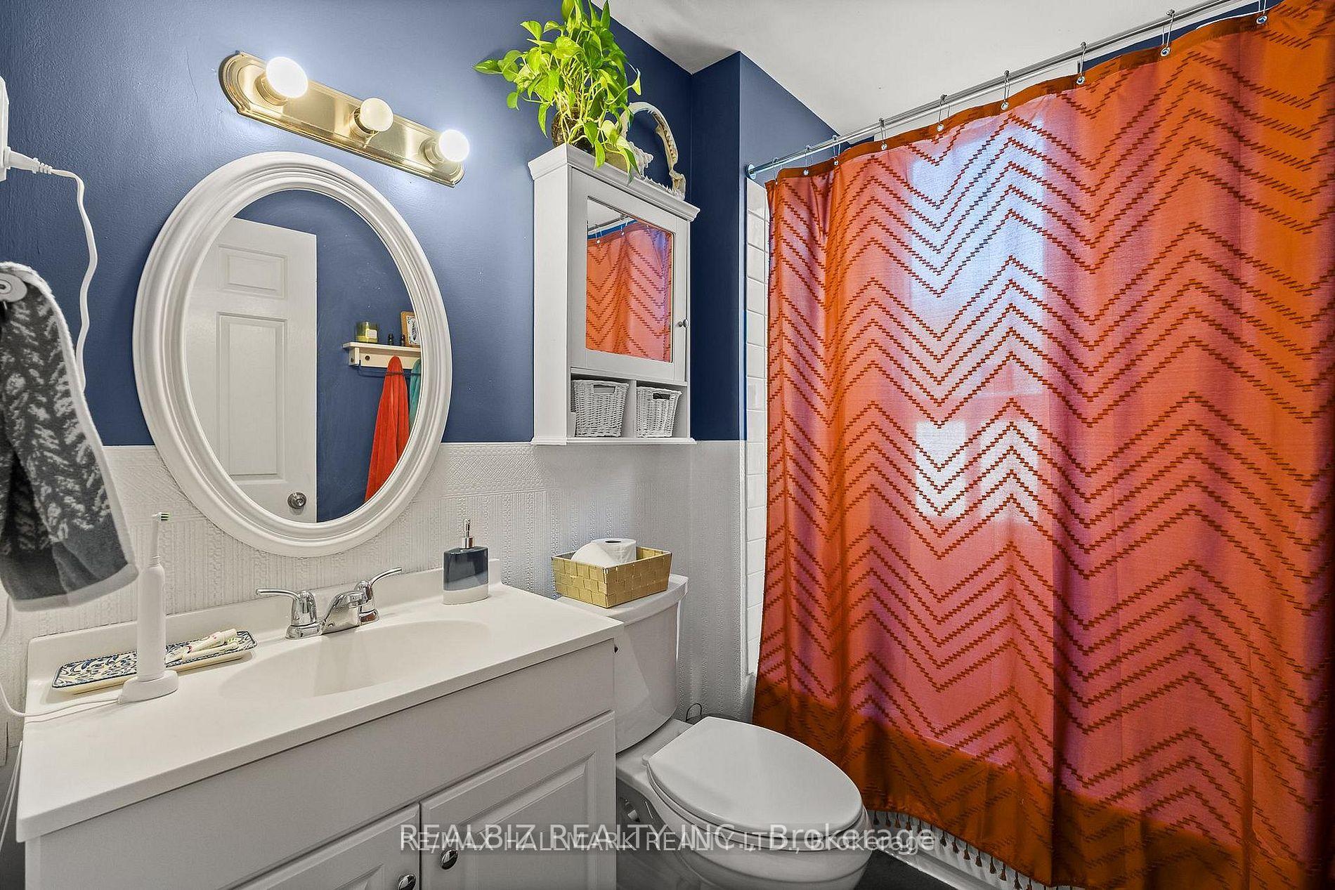 Photo 34 of 159 Parkmount Road, Toronto, Greenwood-Coxwell — HOMEH