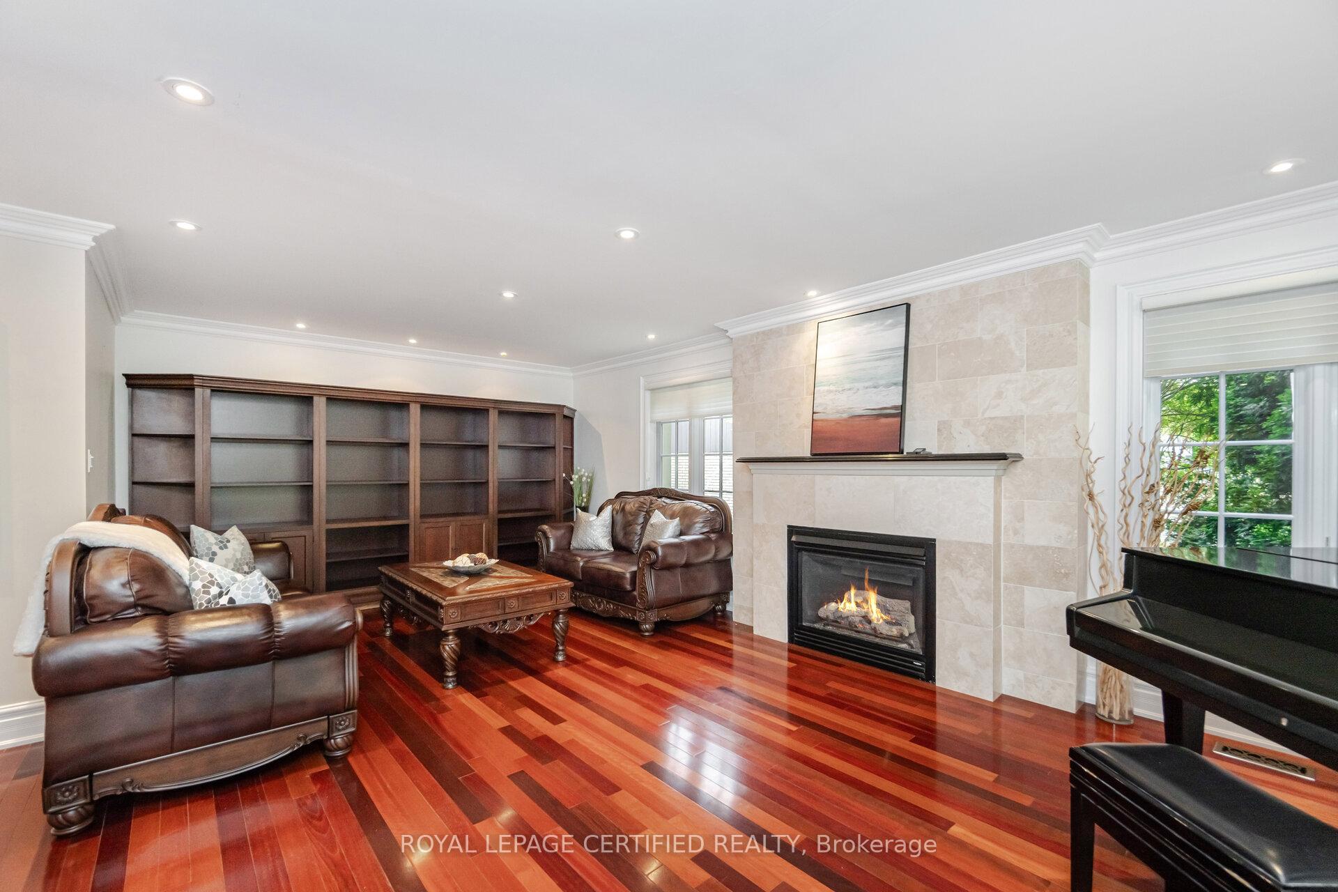 Photo 8 of 2197 Courrier Lane, Mississauga, Erindale — HOMEH