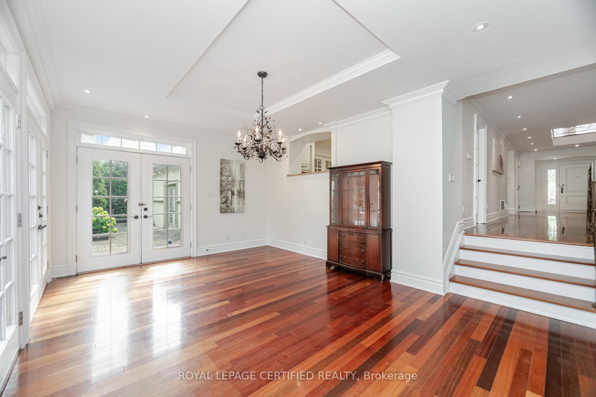 Photo 10 of 2197 Courrier Lane, Mississauga, Erindale — HOMEH