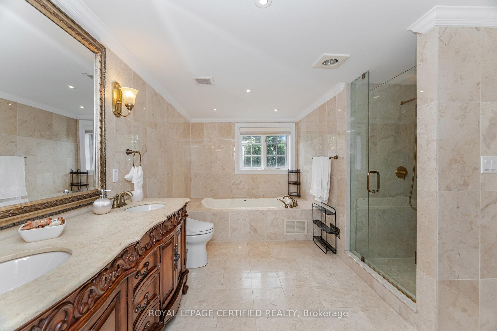 Photo 24 of 2197 Courrier Lane, Mississauga, Erindale — HOMEH