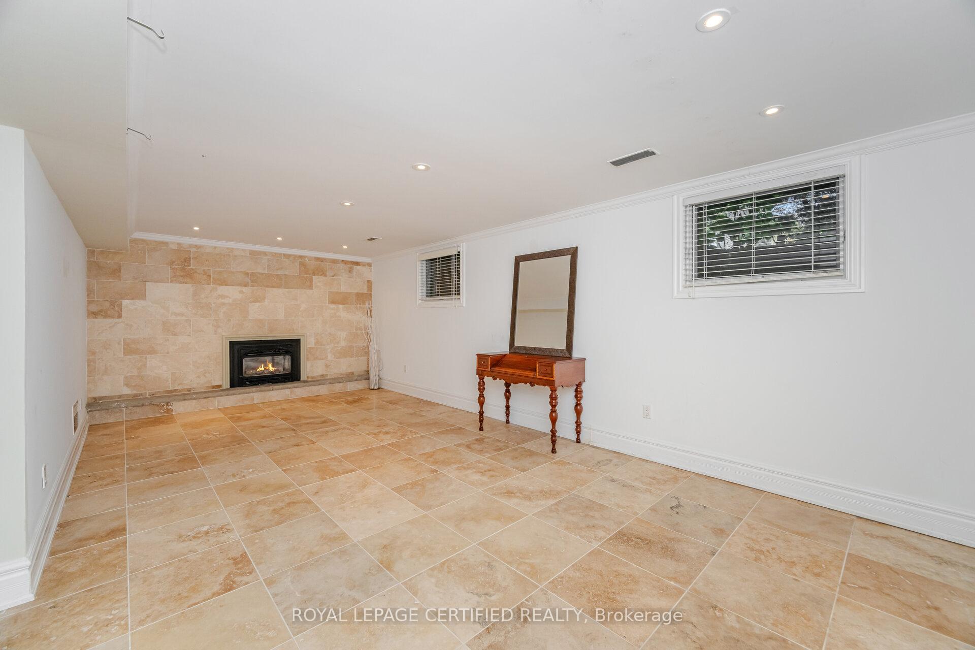 Photo 31 of 2197 Courrier Lane, Mississauga, Erindale — HOMEH