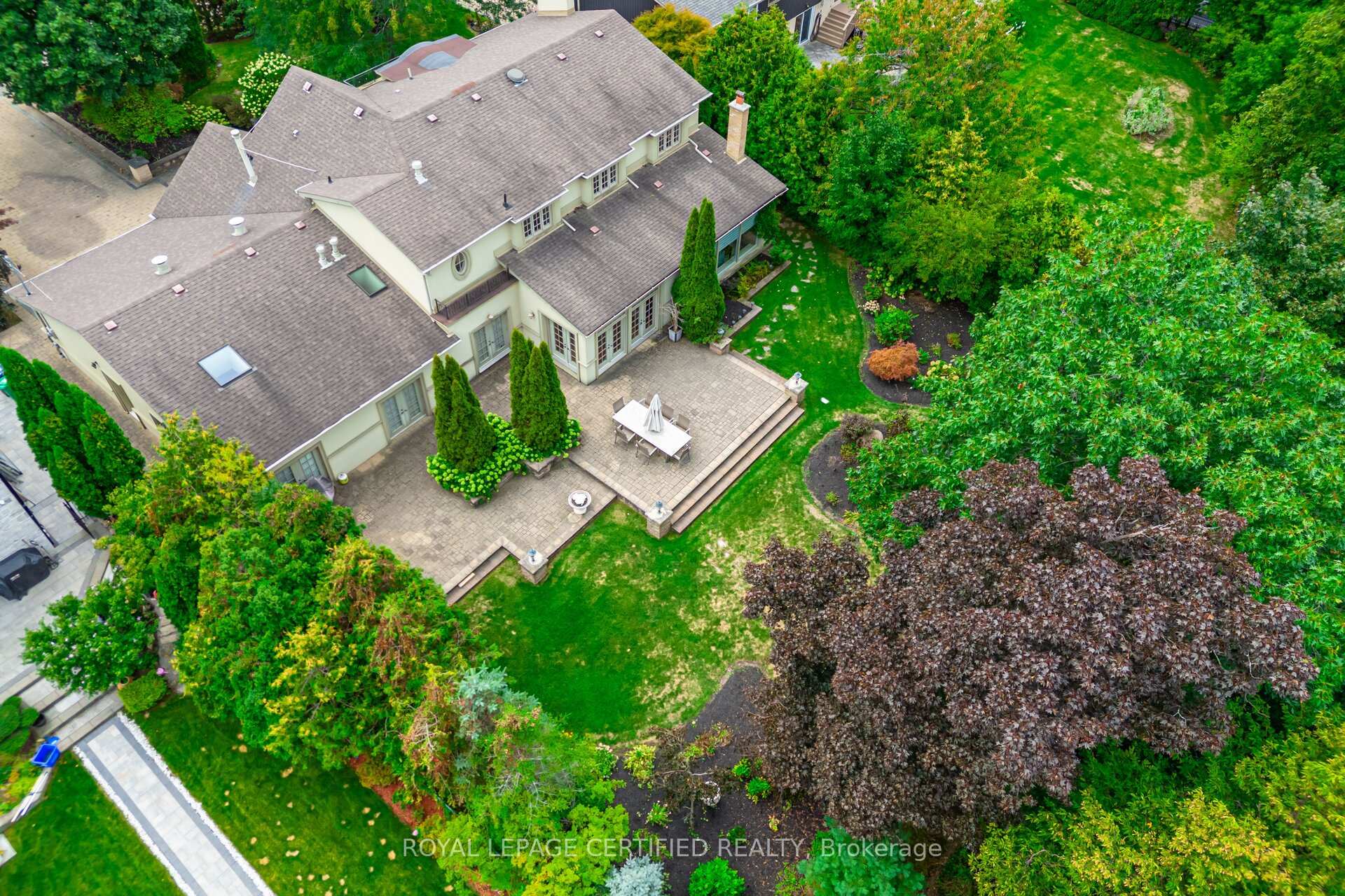 Photo 42 of 2197 Courrier Lane, Mississauga, Erindale — HOMEH