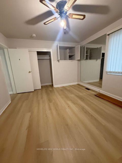 Photo 10 of 2 Yewfield Crescent, North York, Banbury-Don Mills — HOMEH