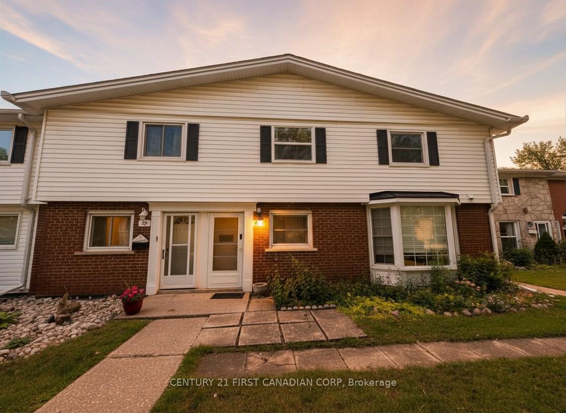 Front of 40 Arbour Glen Crescent