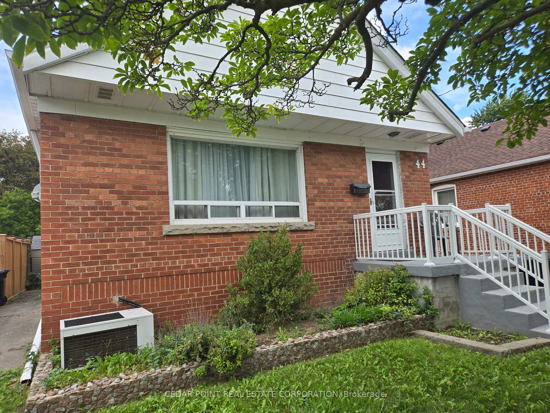 Photo 1 of 44 Janet Boulevard, Scarborough, Wexford-Maryvale — HOMEH