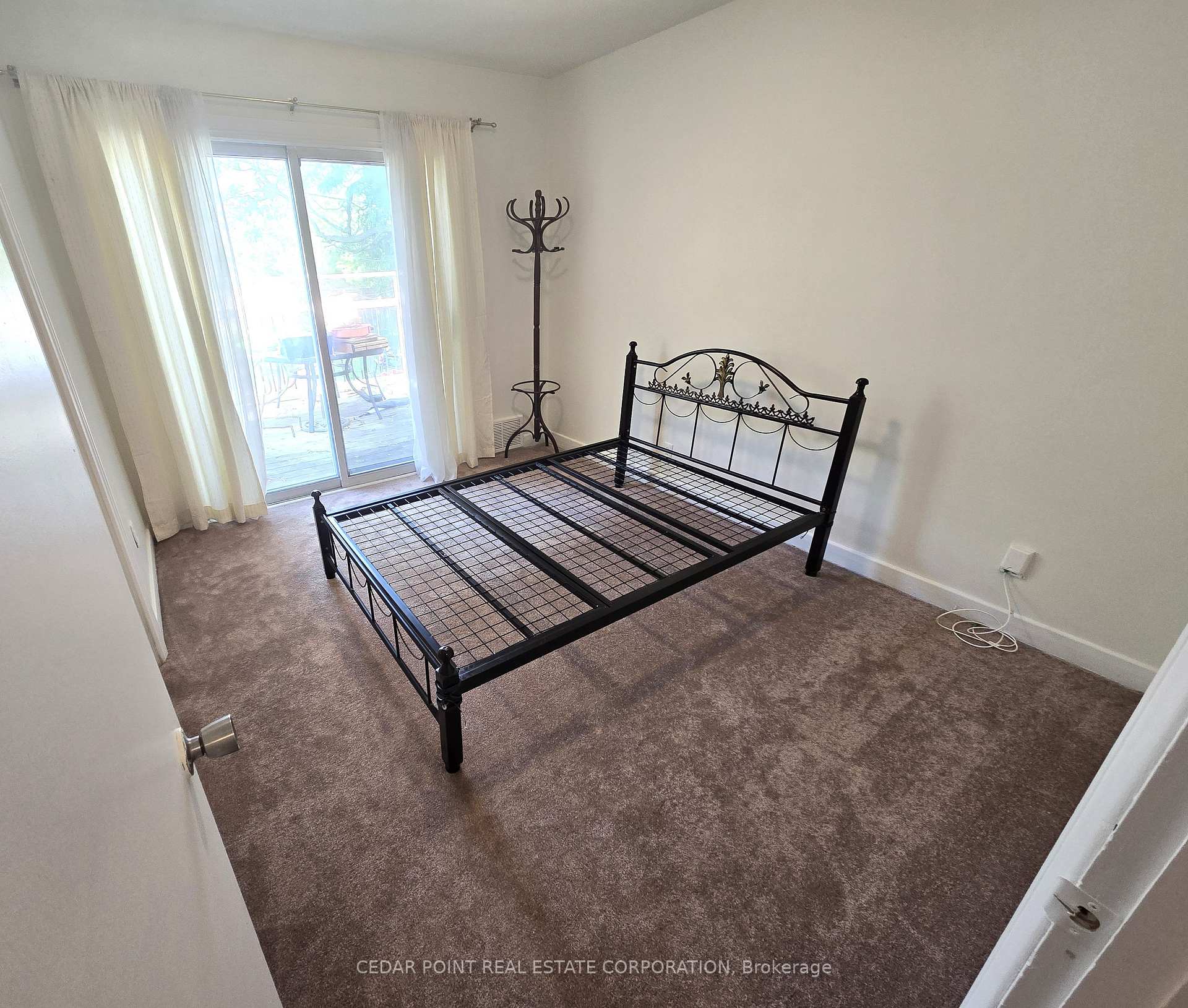 Photo 11 of 44 Janet Boulevard, Scarborough, Wexford-Maryvale — HOMEH