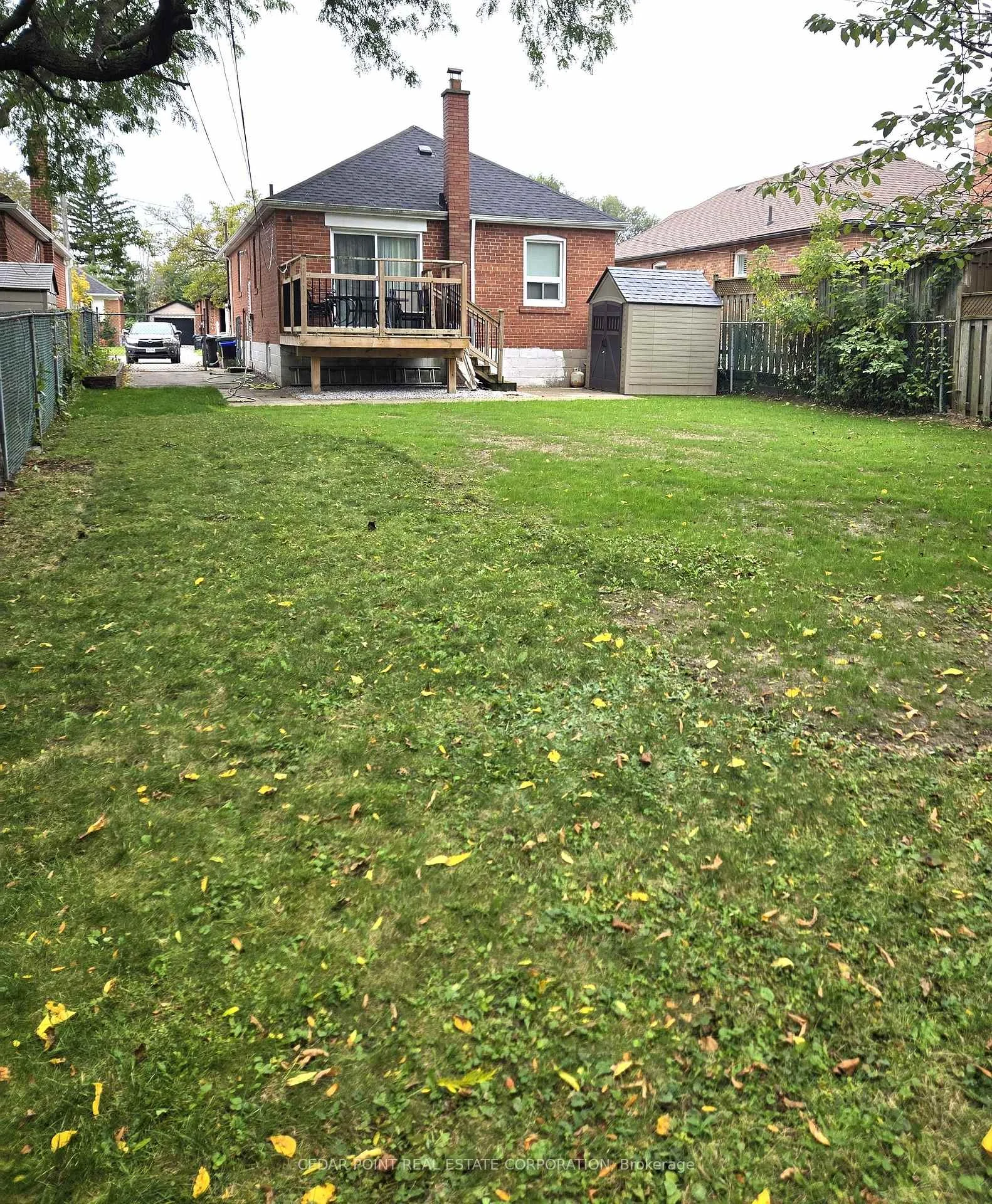 Photo 27 of 44 Janet Boulevard, Scarborough, Wexford-Maryvale — HOMEH