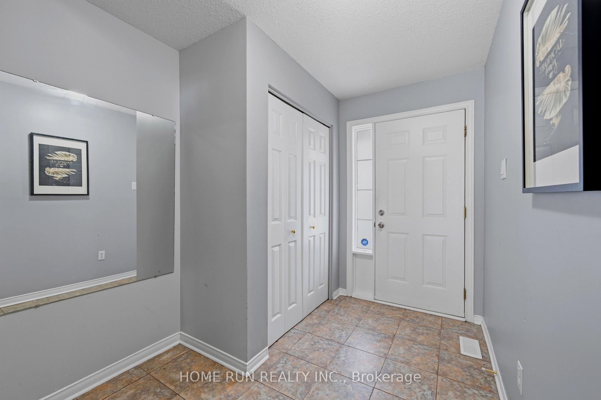 Photo 2 of 2632 Palings Private, Ottawa, Emerald Woods/Sawmill Creek — HOMEH