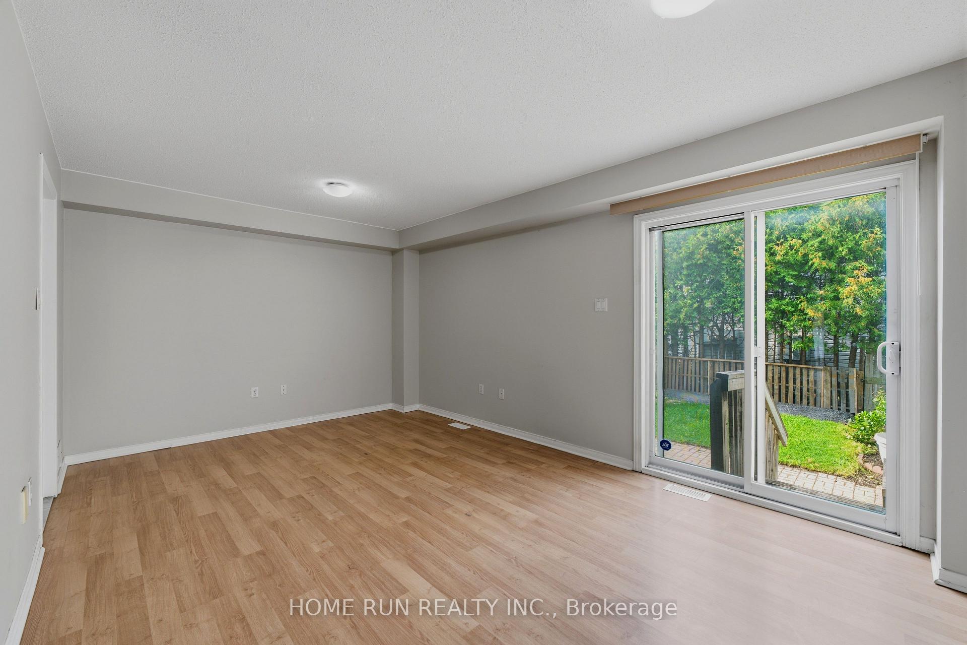Photo 6 of 2632 Palings Private, Ottawa, Emerald Woods/Sawmill Creek — HOMEH