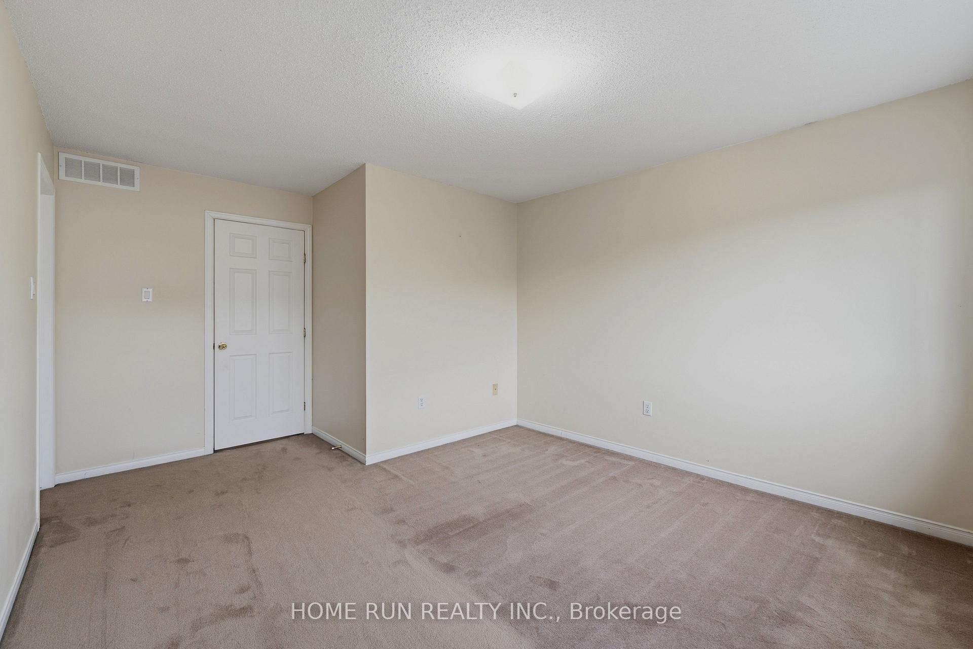 Photo 36 of 2632 Palings Private, Ottawa, Emerald Woods/Sawmill Creek — HOMEH